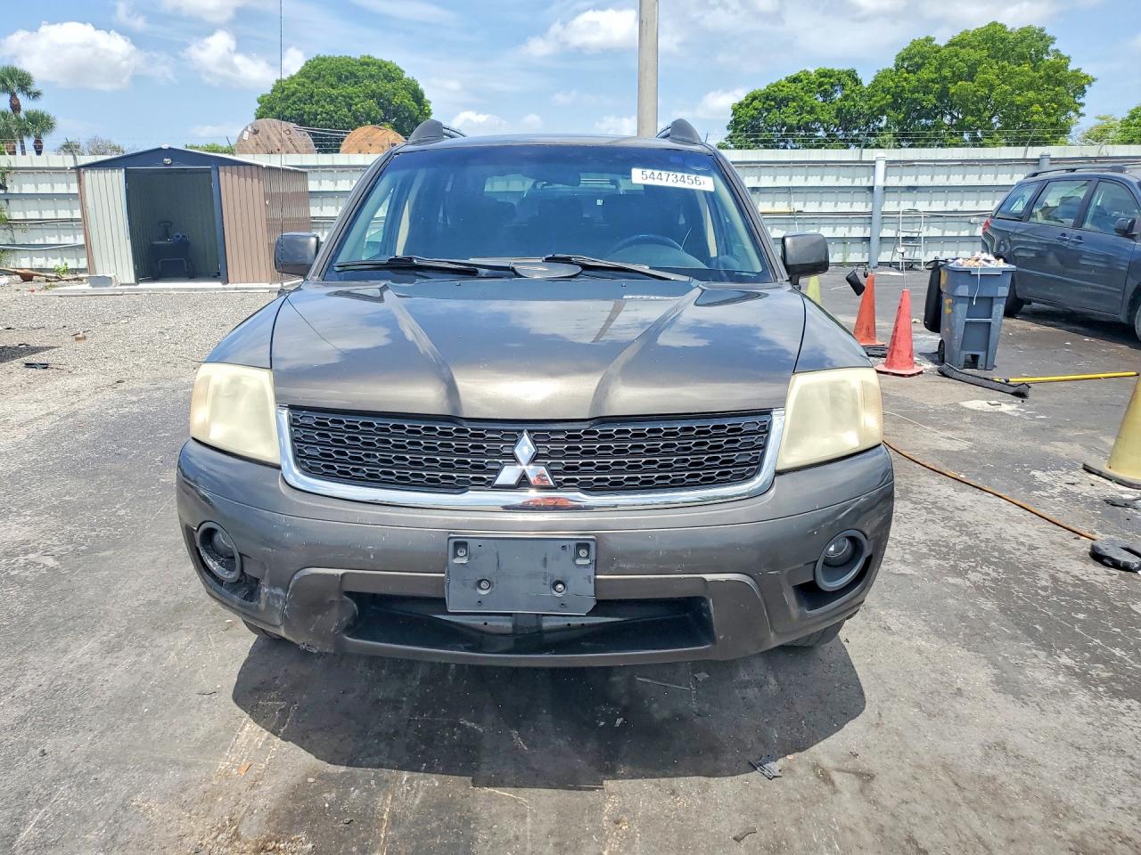 2011 Mitsubishi Endeavor Ls Brown vin: 4A4JN2AS8BE035899