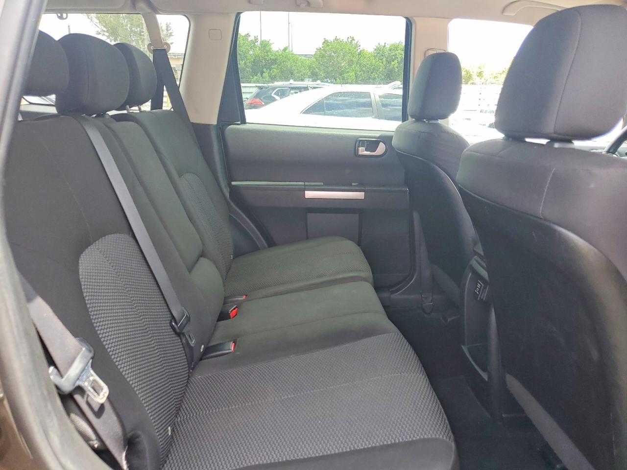 2011 Mitsubishi Endeavor Ls Brown vin: 4A4JN2AS8BE035899