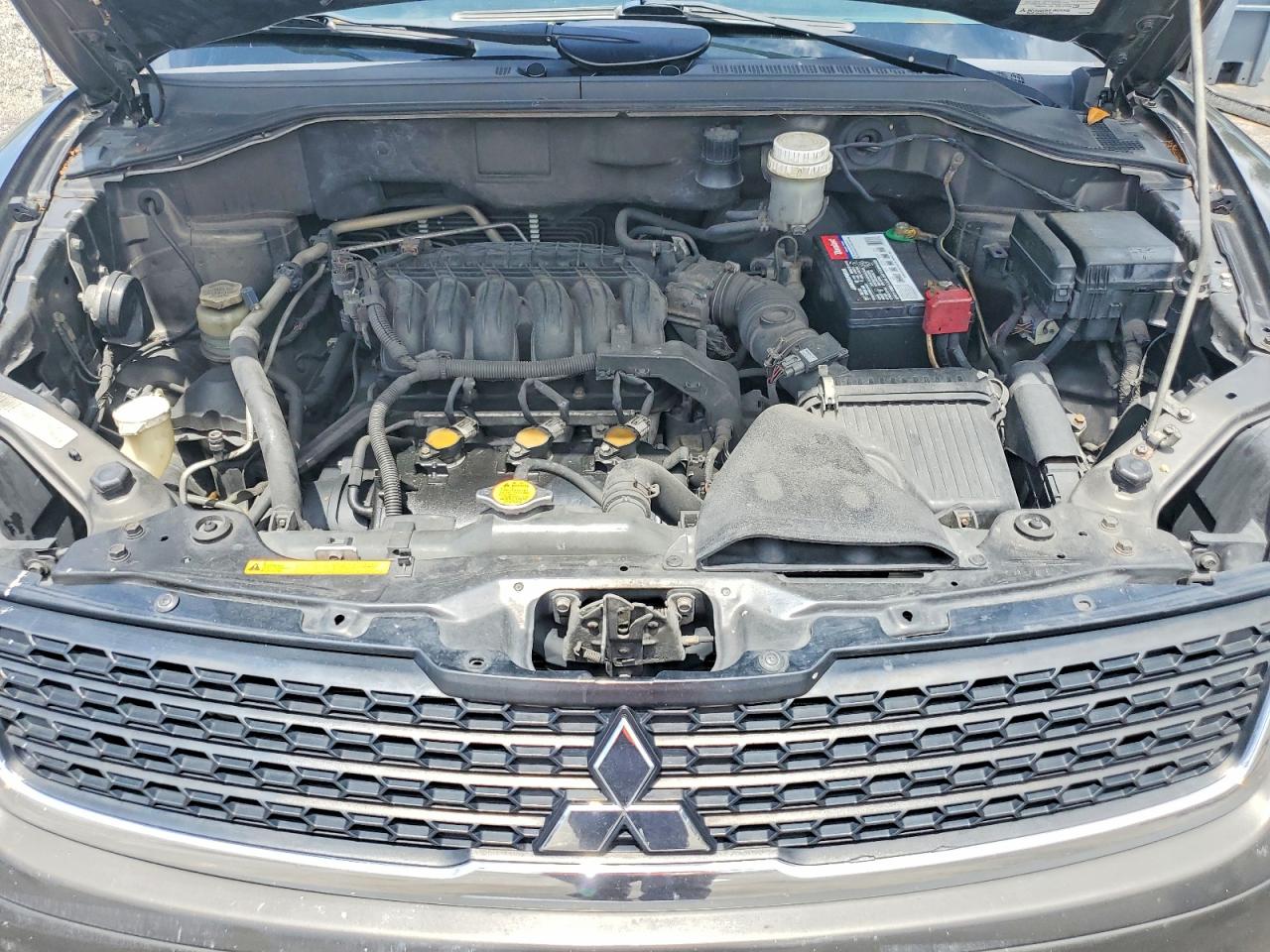 2011 Mitsubishi Endeavor Ls Brown vin: 4A4JN2AS8BE035899