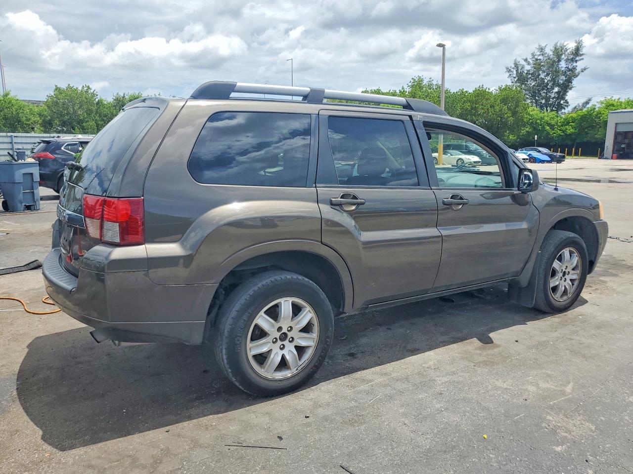 2011 Mitsubishi Endeavor Ls Brown vin: 4A4JN2AS8BE035899