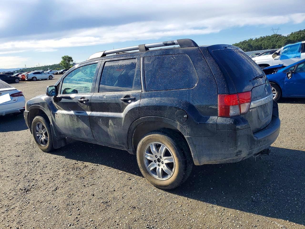 2011 Mitsubishi Endeavor Ls Black vin: 4A4JN2AS9BE029951
