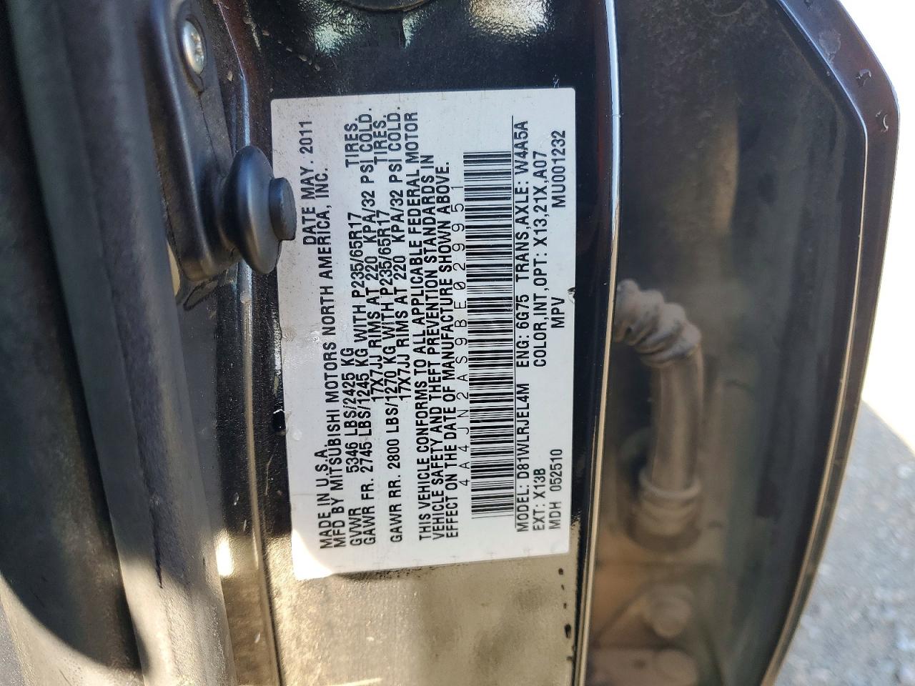 2011 Mitsubishi Endeavor Ls Black vin: 4A4JN2AS9BE029951