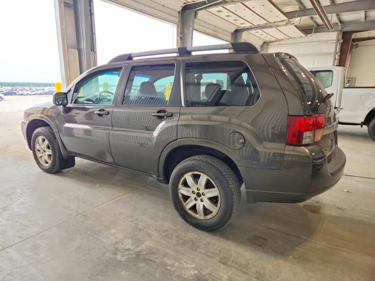 2011 Mitsubishi Endeavor Ls Charcoal vin: 4A4JN2AS9BE030419