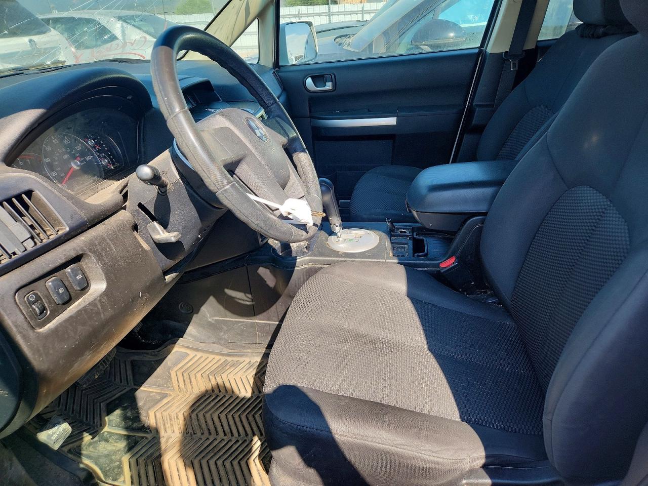 2011 Mitsubishi Endeavor Ls White vin: 4A4JN2ASXBE035998