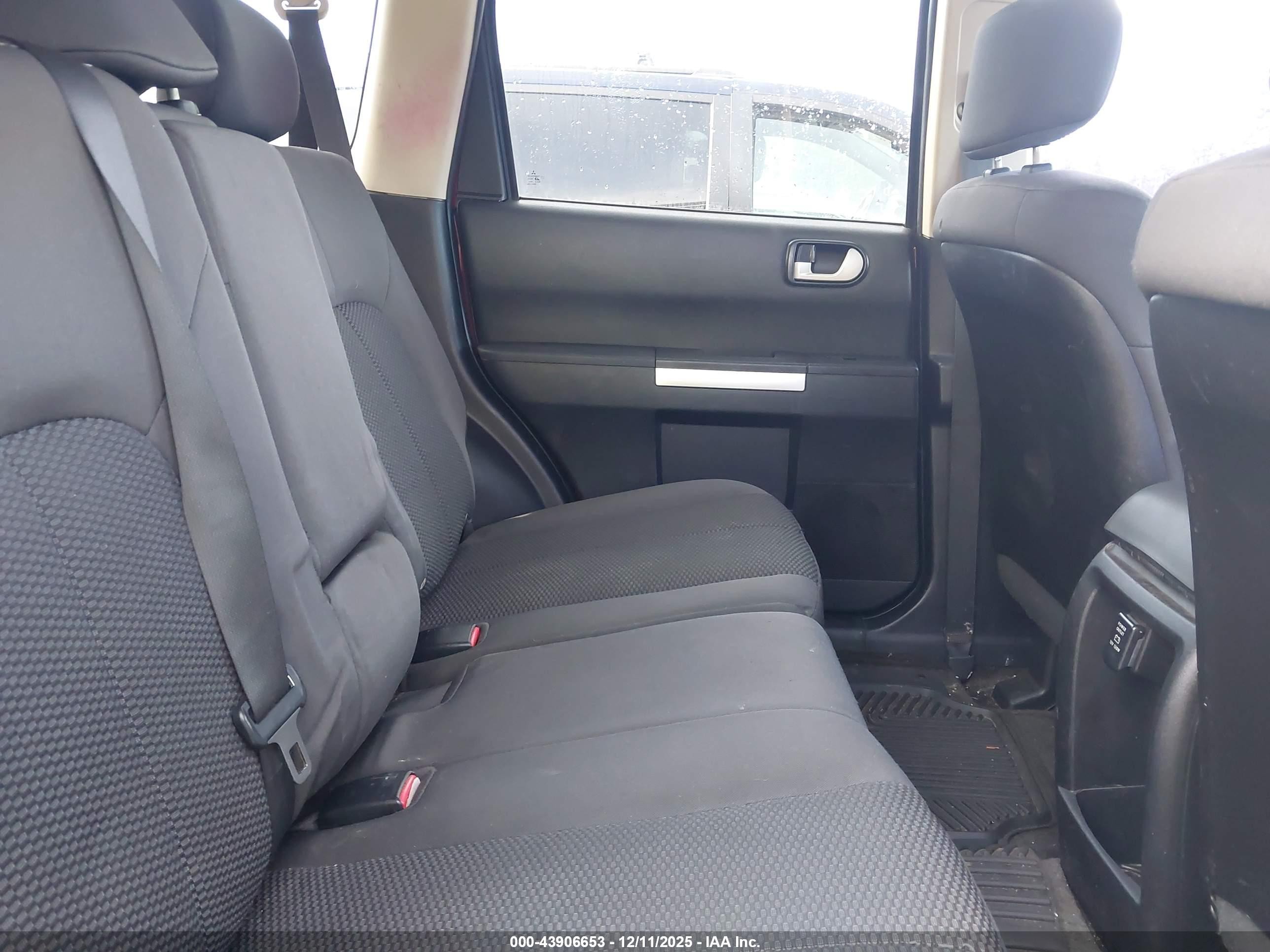 2007 Mitsubishi Endeavor Ls Красный vin: 4A4MM21S17E074115