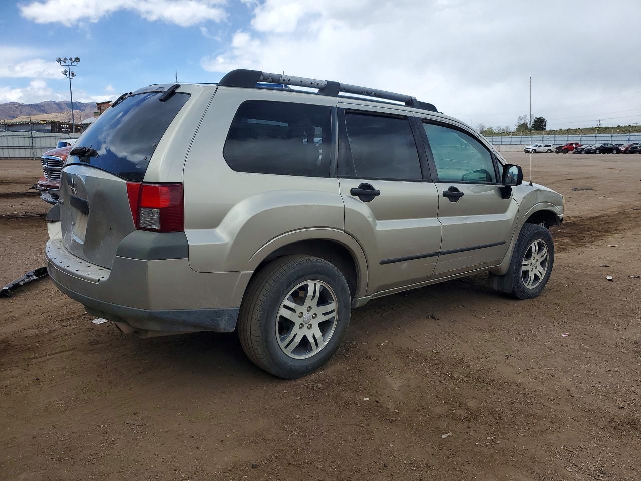 2006 Mitsubishi Endeavor Ls Silver vin: 4A4MM21S26E025522