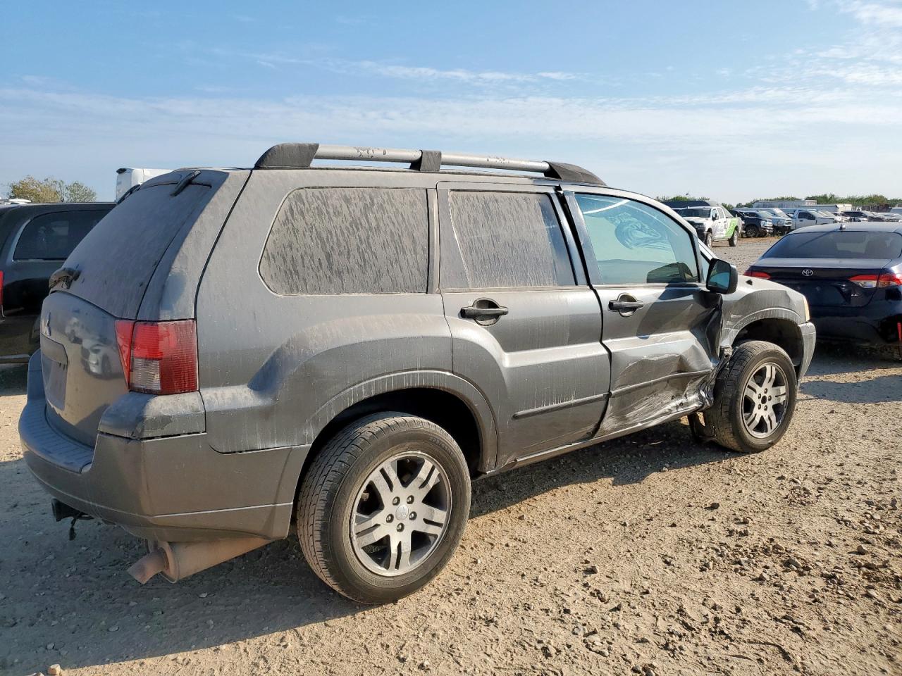 2006 Mitsubishi Endeavor Ls Gray vin: 4A4MM21S26E032390