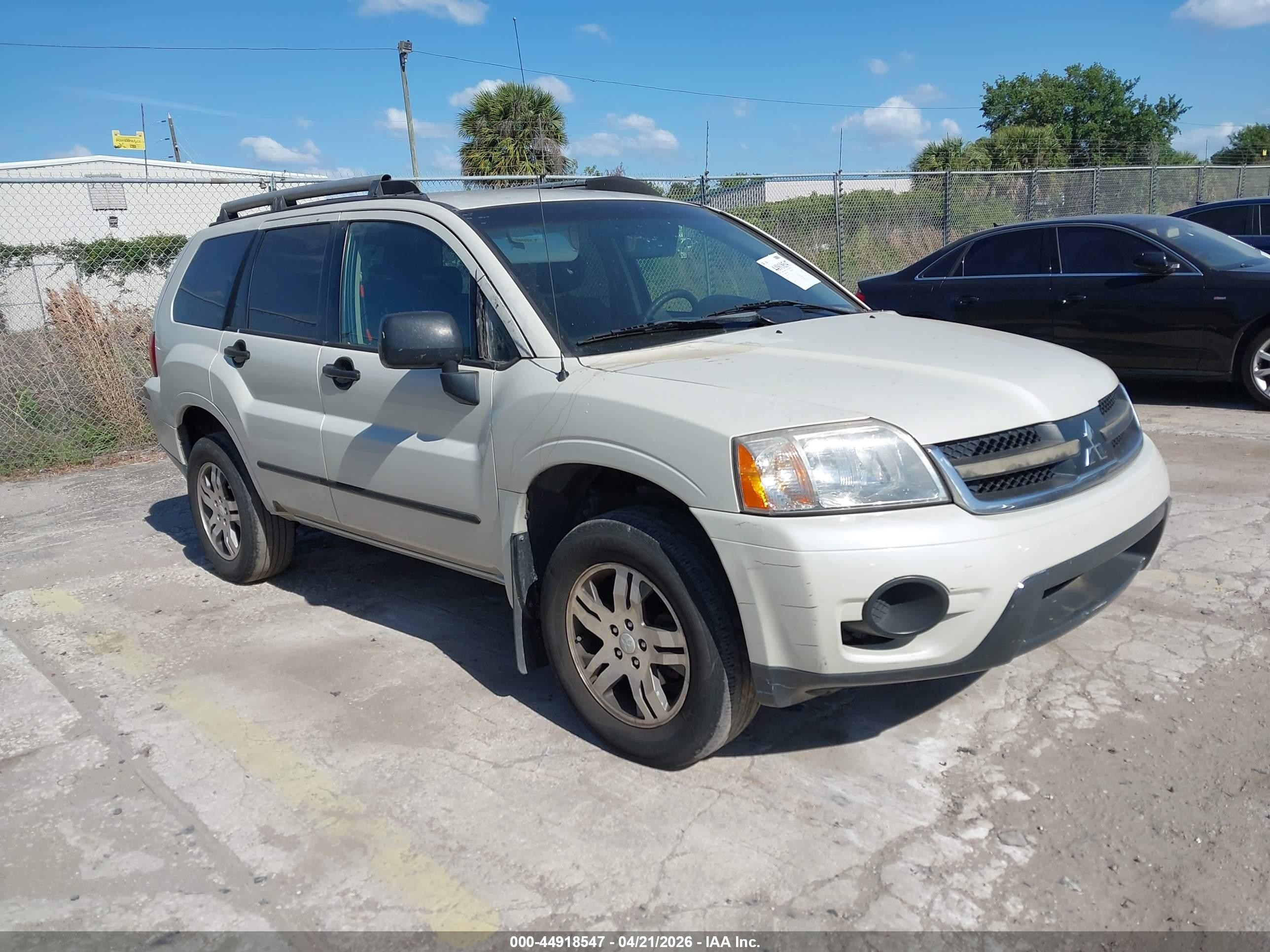 2006 Mitsubishi Endeavor Ls White vin: 4A4MM21S26E037122