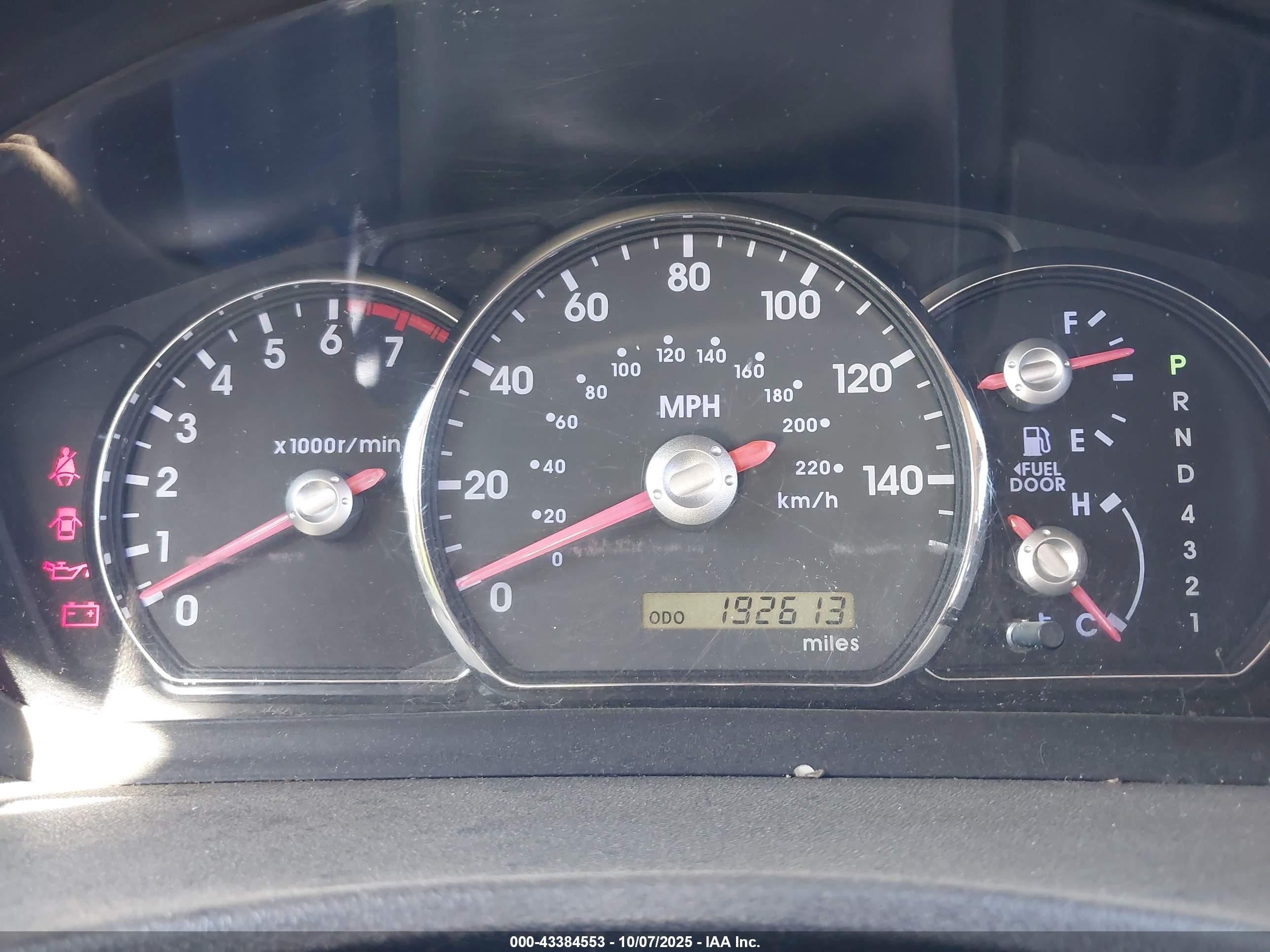 2007 Mitsubishi Endeavor Ls Silver vin: 4A4MM21S27E062409