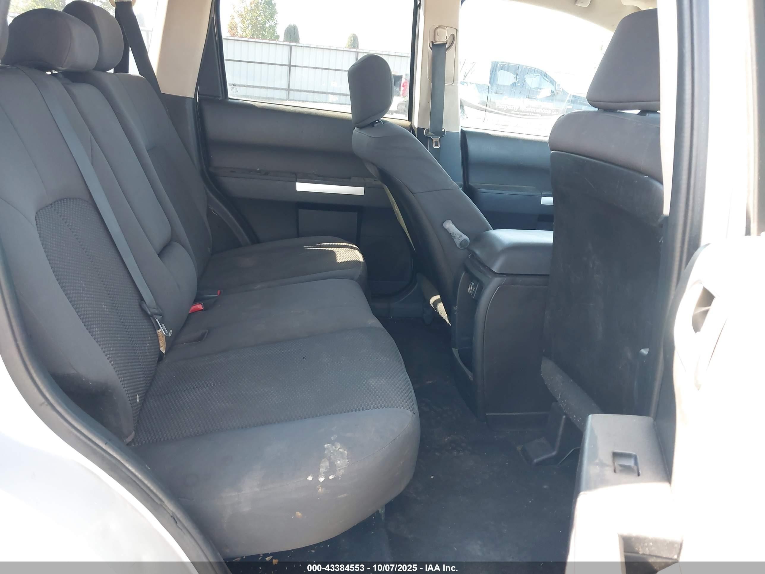 2007 Mitsubishi Endeavor Ls Silver vin: 4A4MM21S27E062409