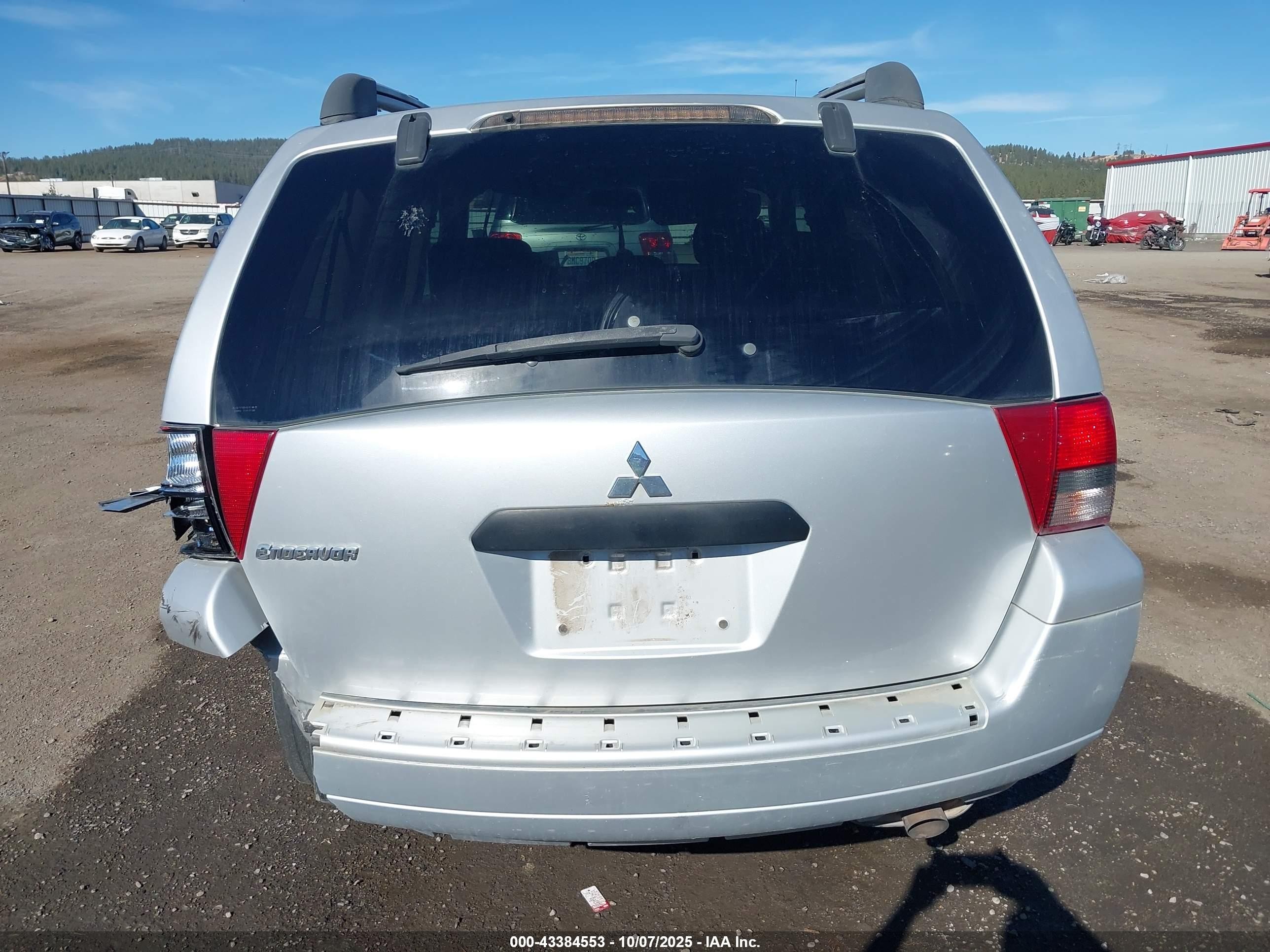 2007 Mitsubishi Endeavor Ls Silver vin: 4A4MM21S27E062409