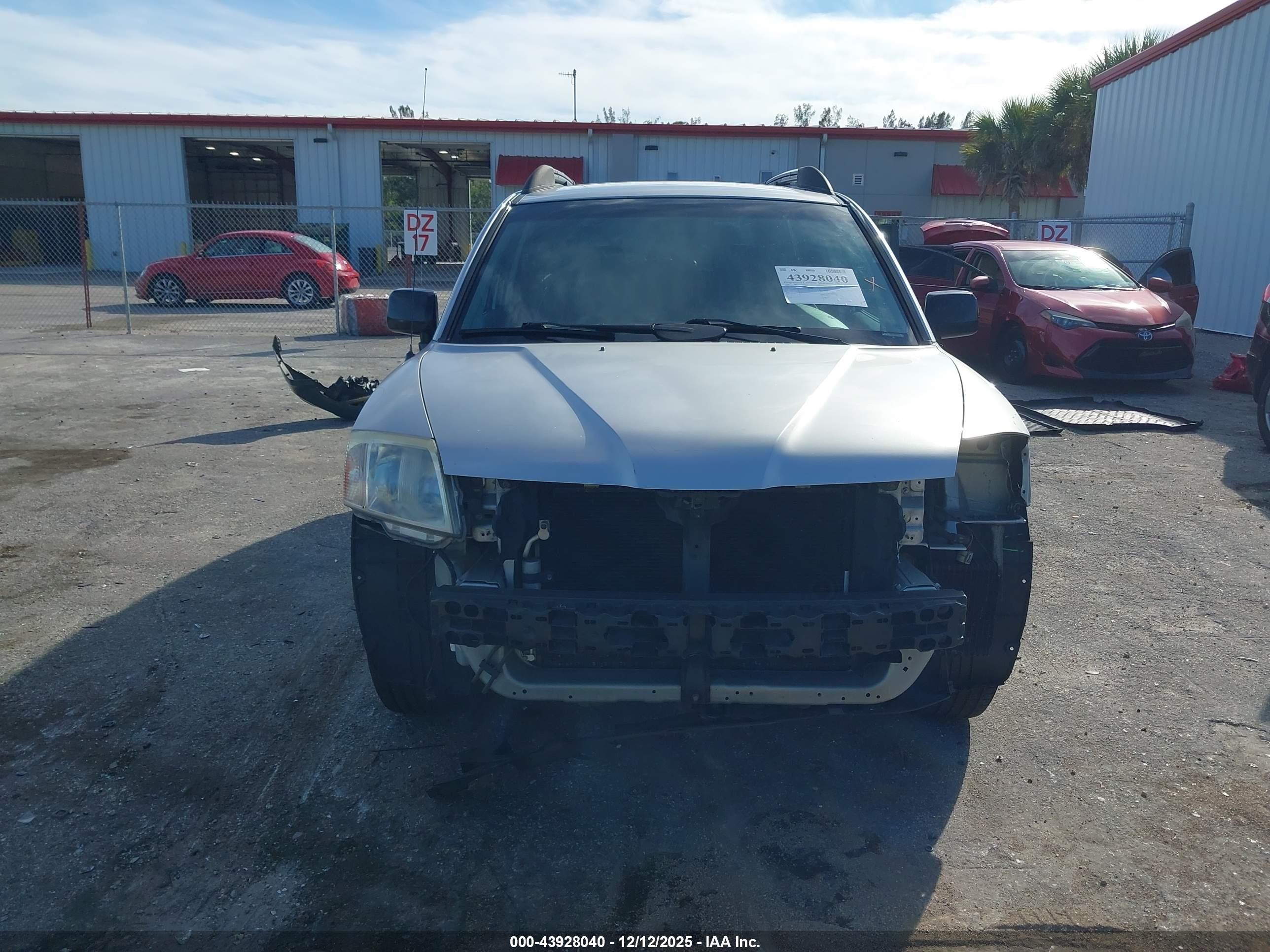 2006 Mitsubishi Endeavor Ls Silver vin: 4A4MM21S46E076861