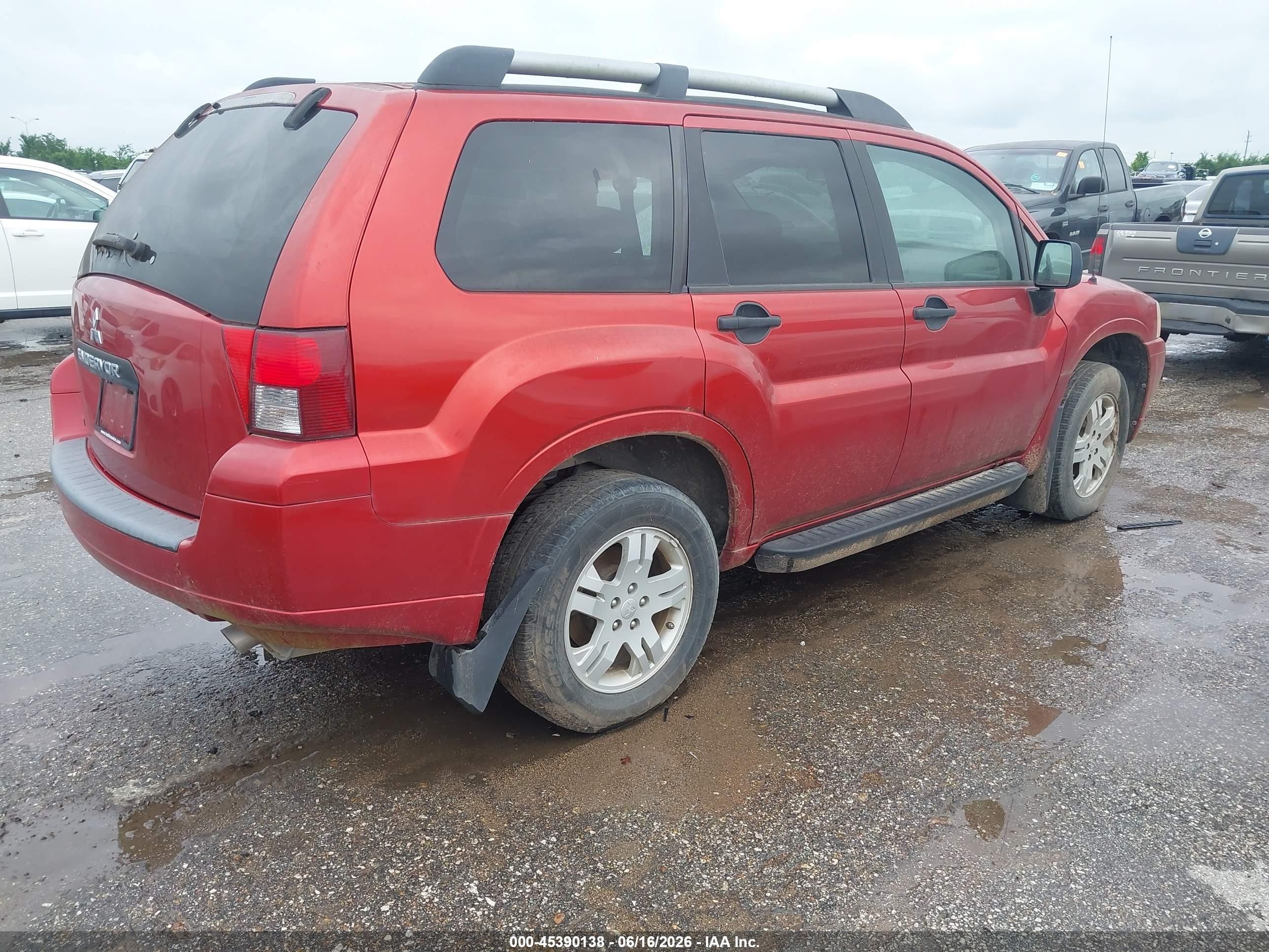 2008 Mitsubishi Endeavor Ls Red vin: 4A4MM21S48E032247