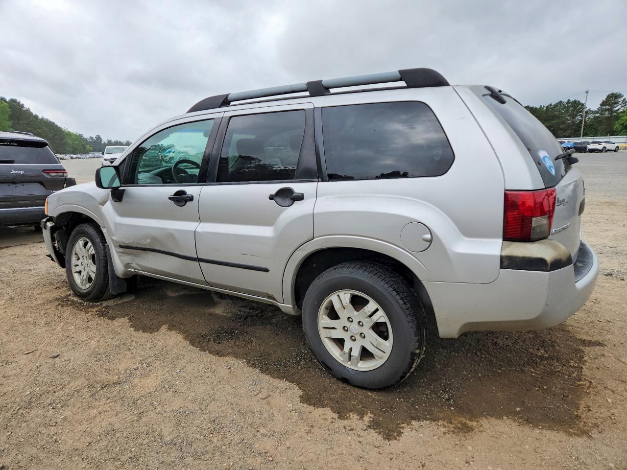 2005 Mitsubishi Endeavor Ls Silver vin: 4A4MM21S55E074082
