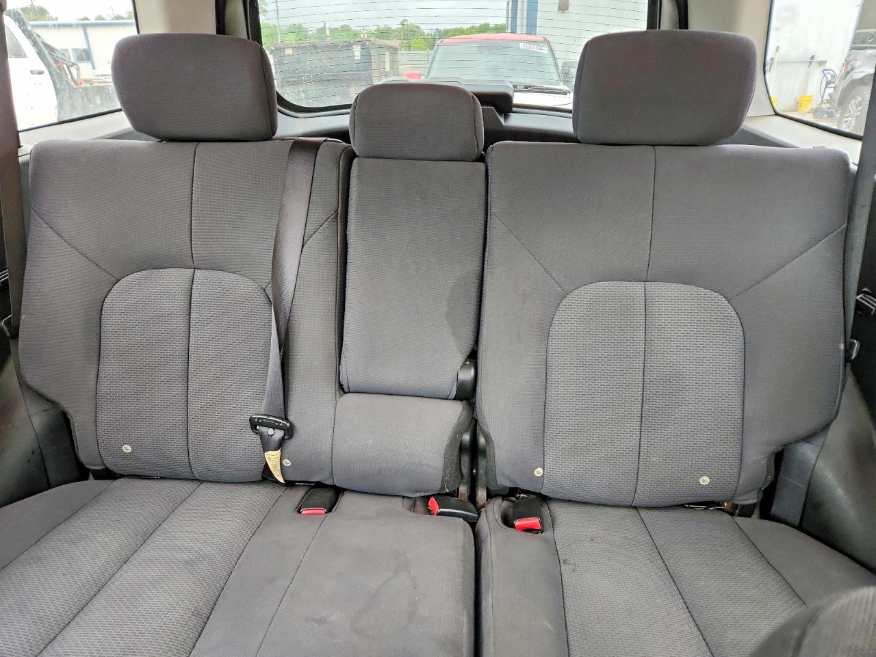 2005 Mitsubishi Endeavor Ls Silver vin: 4A4MM21S55E074082