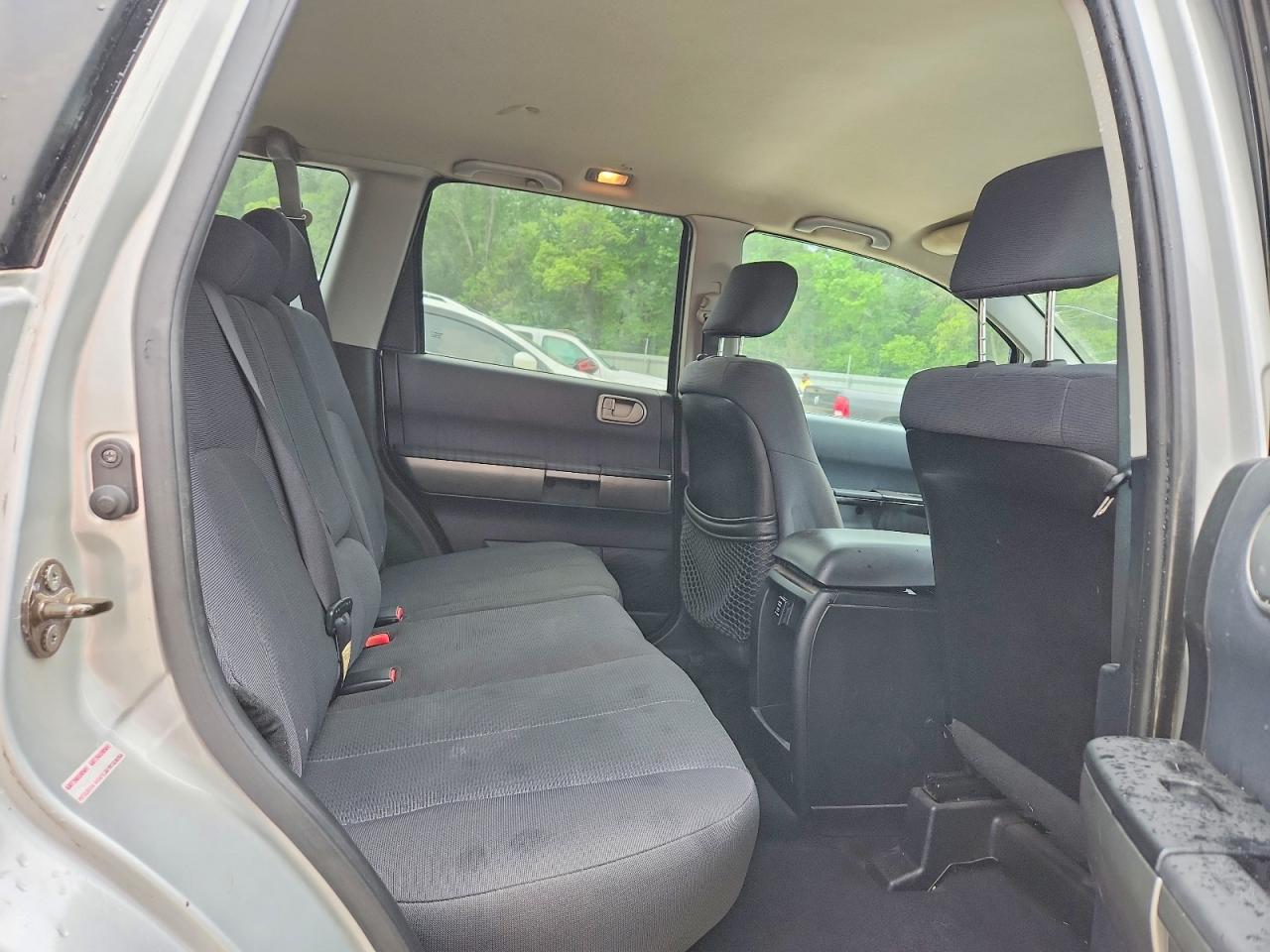 2005 Mitsubishi Endeavor Ls Silver vin: 4A4MM21S55E074082