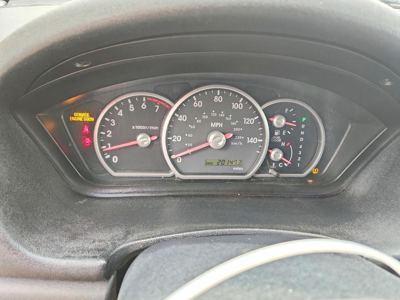 2005 Mitsubishi Endeavor Ls Silver vin: 4A4MM21S55E074082