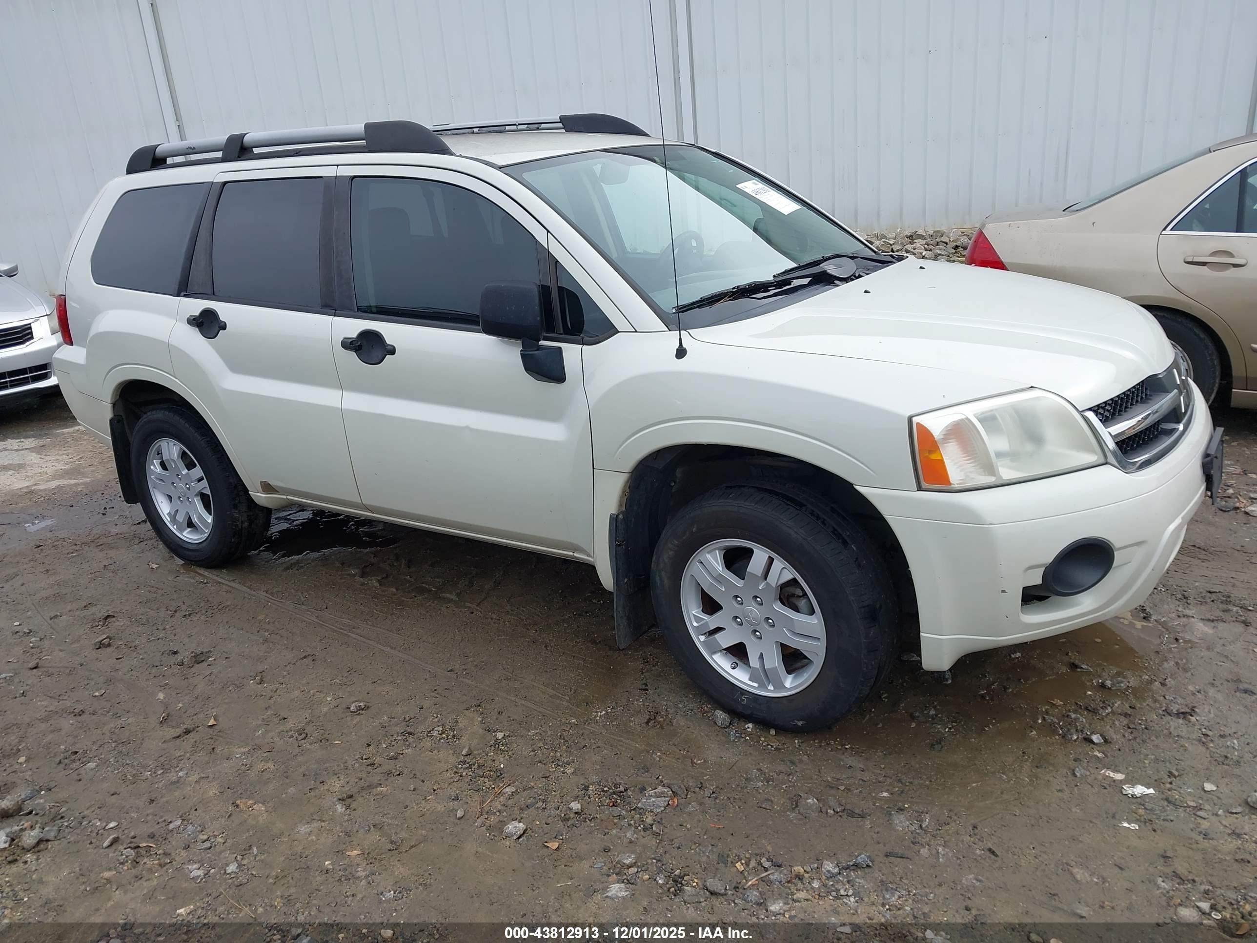 2007 Mitsubishi Endeavor Ls White vin: 4A4MM21S77E052166
