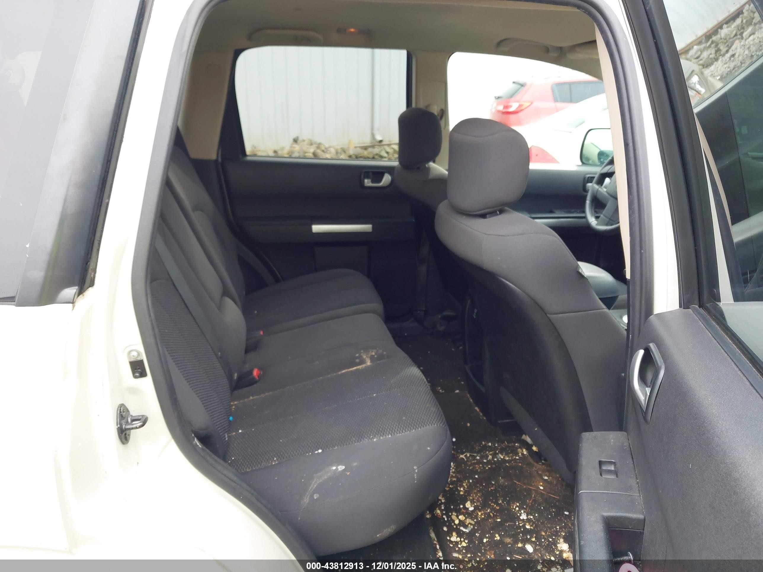 2007 Mitsubishi Endeavor Ls White vin: 4A4MM21S77E052166