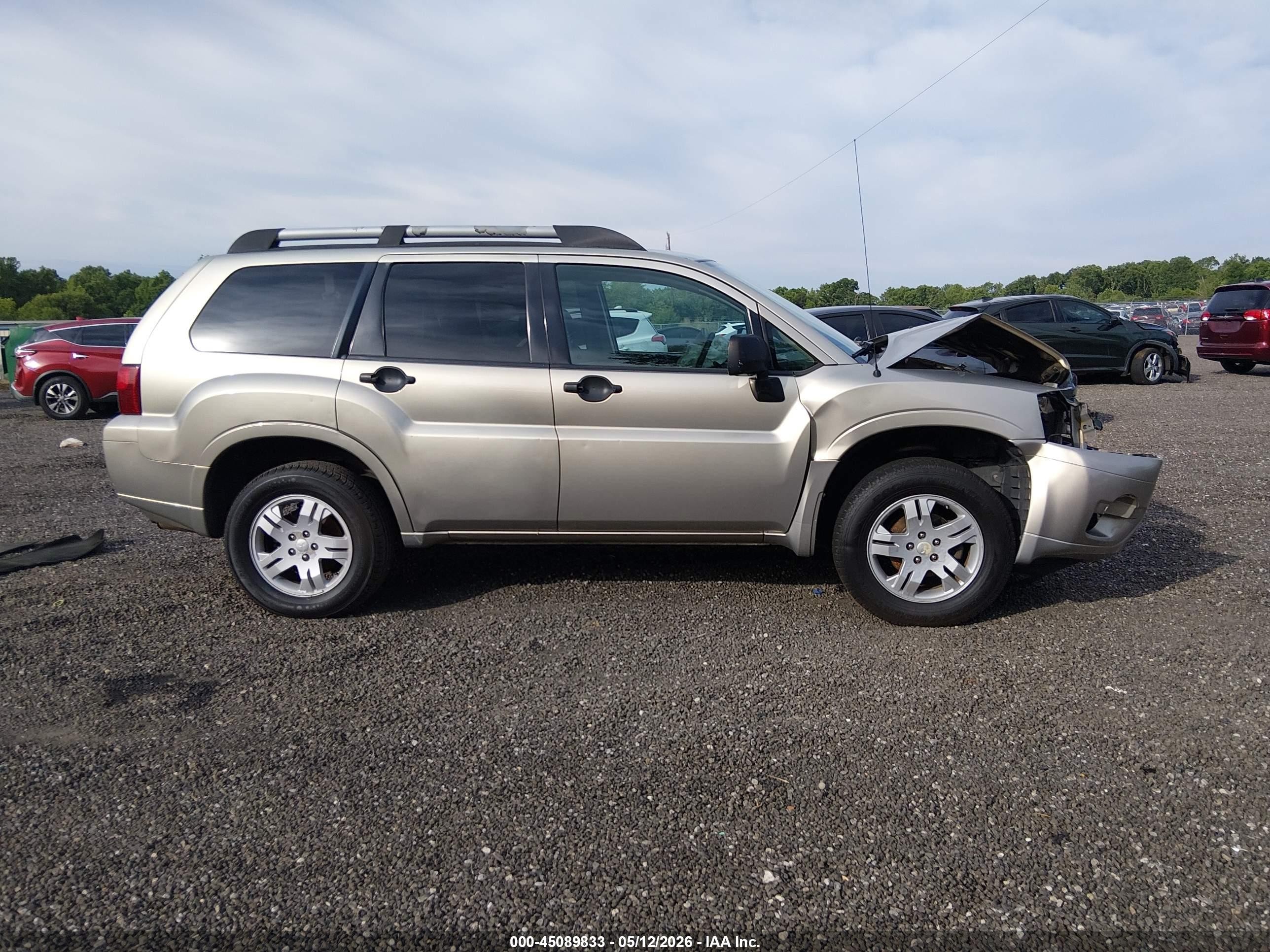 2007 Mitsubishi Endeavor Ls Золотой vin: 4A4MM21S77E067590