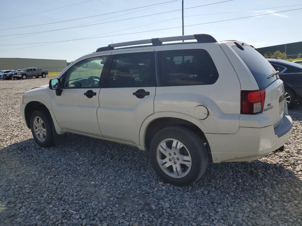 2007 Mitsubishi Endeavor Ls White vin: 4A4MM21S87E076458