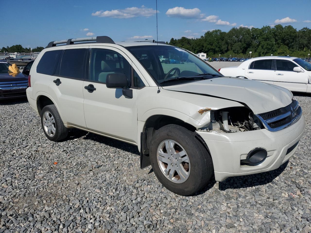 2007 Mitsubishi Endeavor Ls White vin: 4A4MM21S87E076458