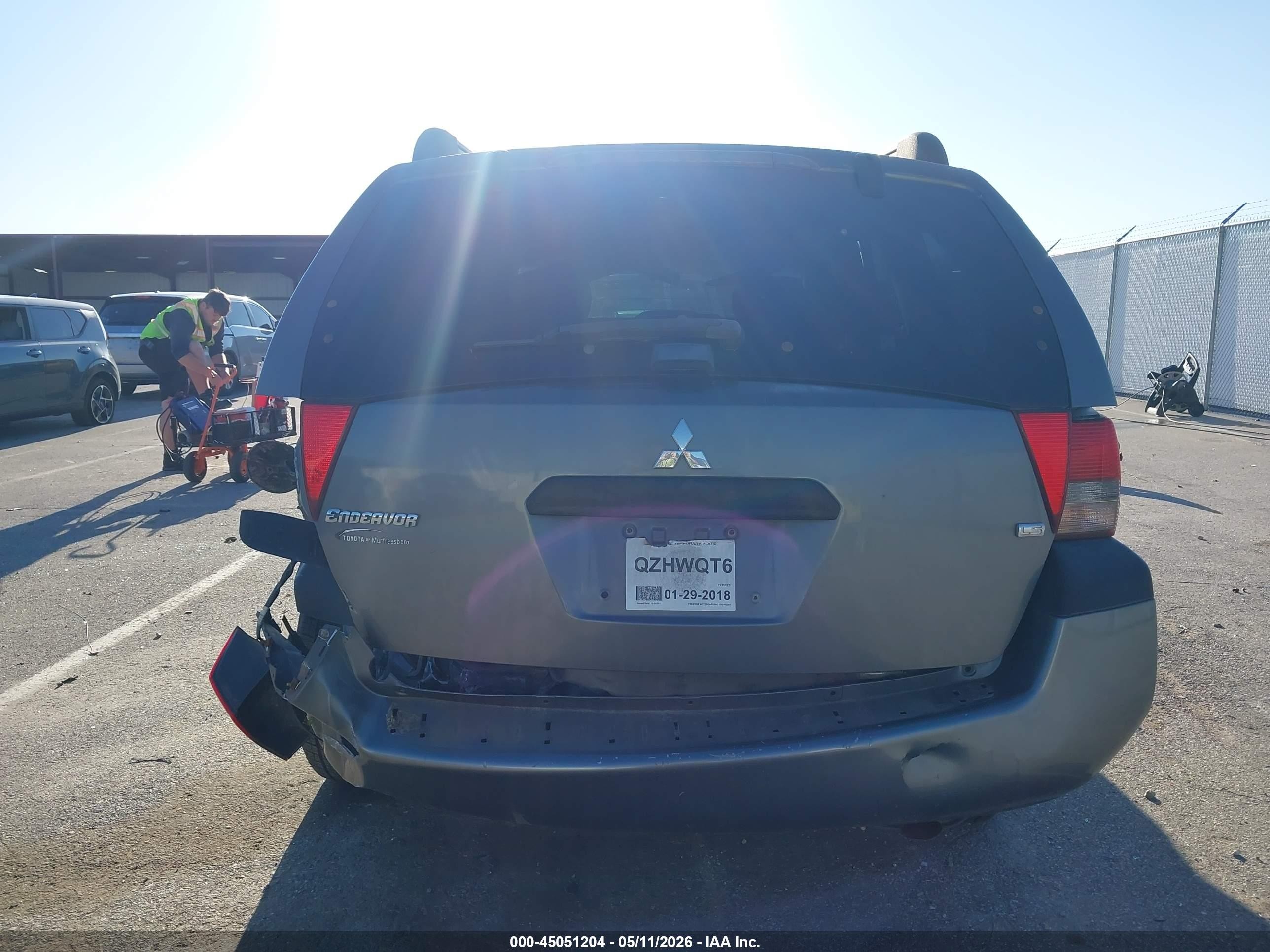 2005 Mitsubishi Endeavor Ls Gray vin: 4A4MM21S95E075137