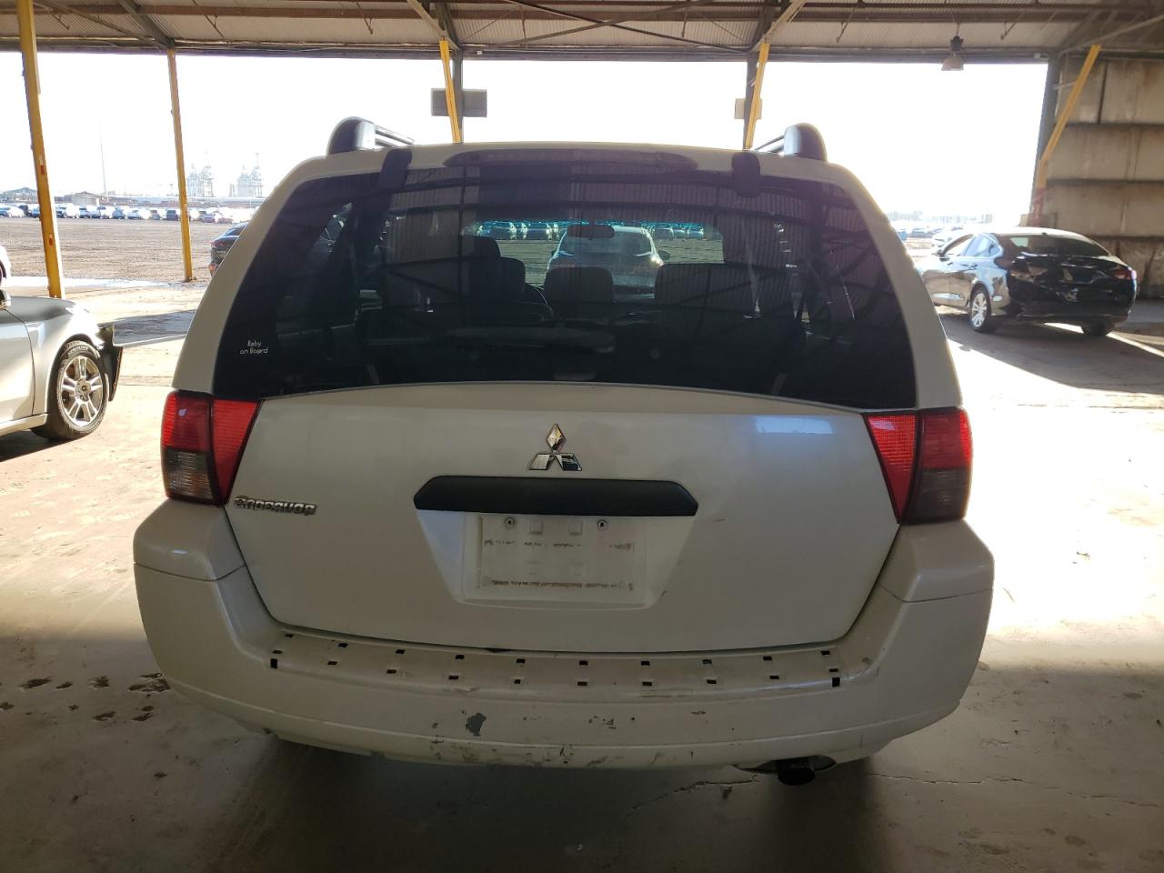2007 Mitsubishi Endeavor Ls Белый vin: 4A4MM21S97E060303