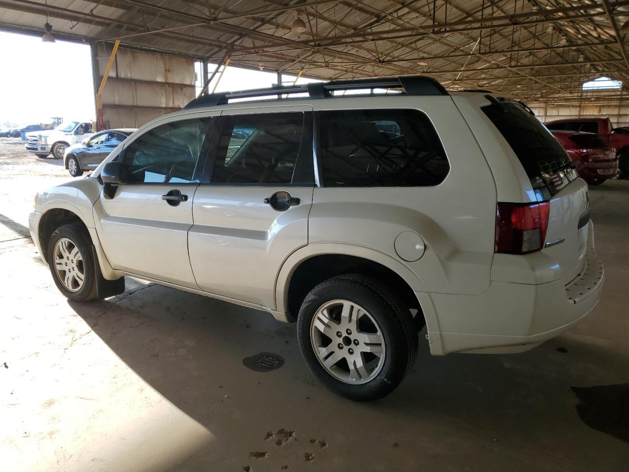 2007 Mitsubishi Endeavor Ls Белый vin: 4A4MM21S97E060303