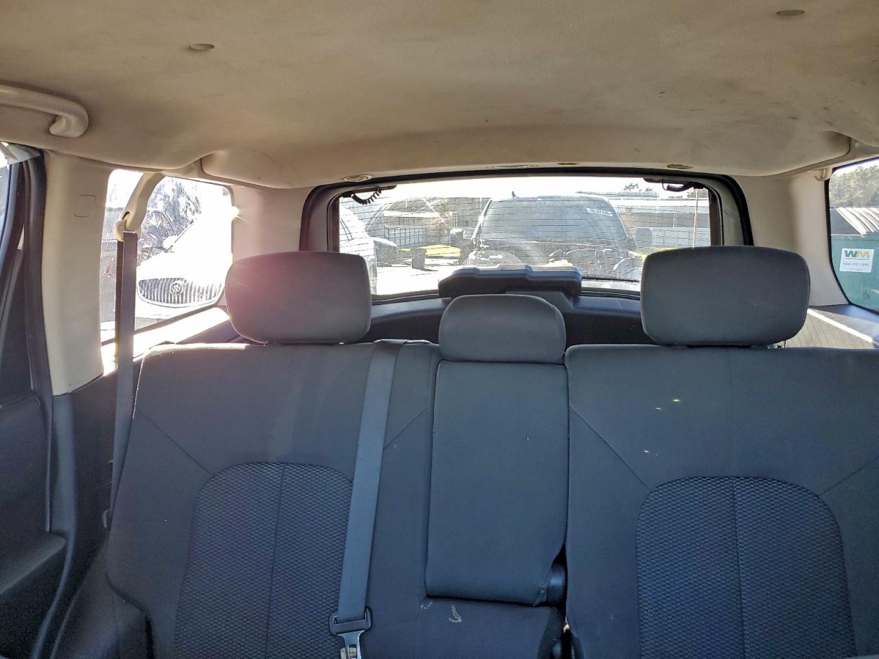 2007 Mitsubishi Endeavor Ls Silver vin: 4A4MM21S97E060656