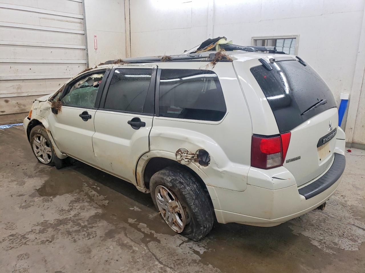 2008 Mitsubishi Endeavor Ls White vin: 4A4MM21SX8E034312