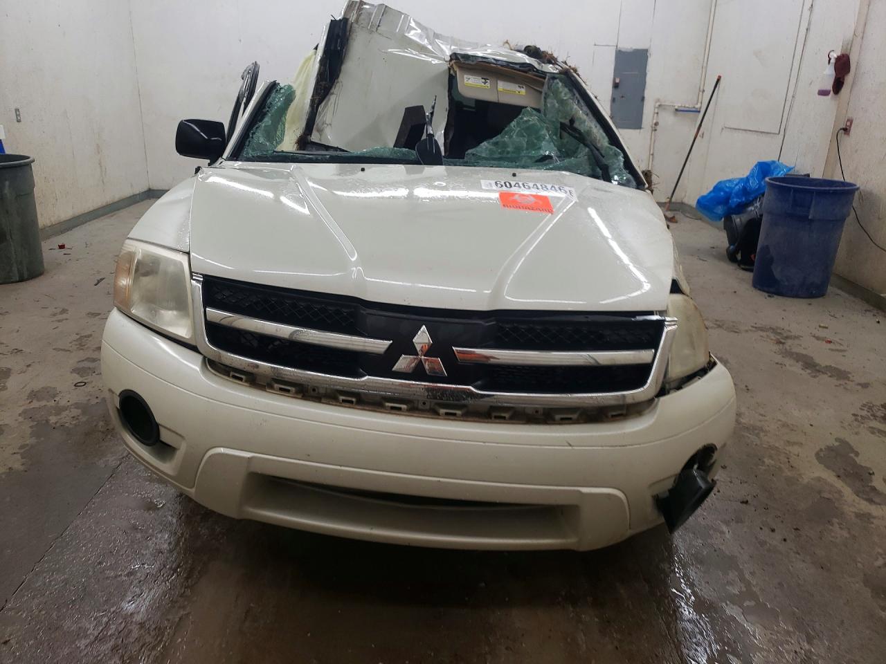 2008 Mitsubishi Endeavor Ls White vin: 4A4MM21SX8E034312