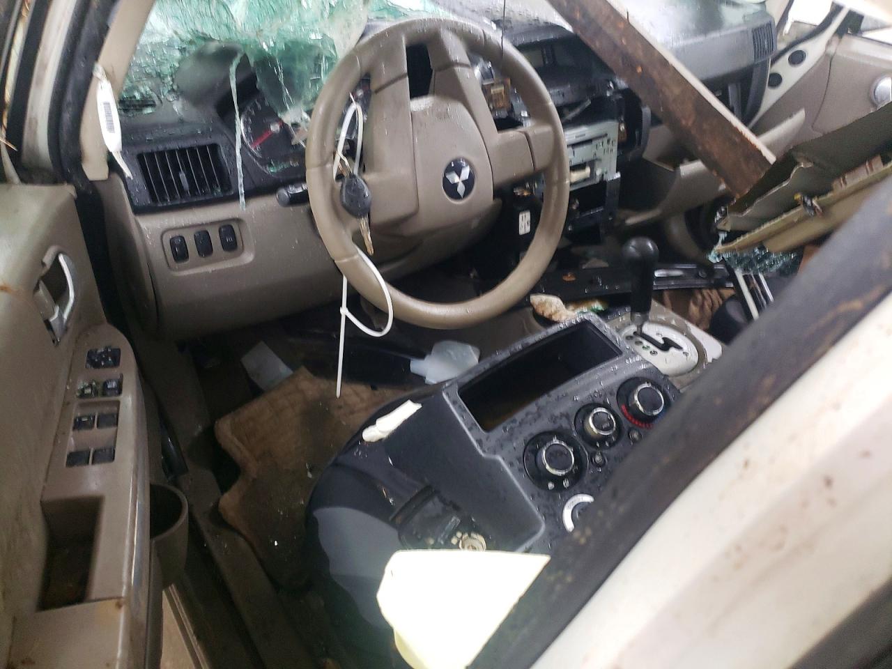 2008 Mitsubishi Endeavor Ls White vin: 4A4MM21SX8E034312