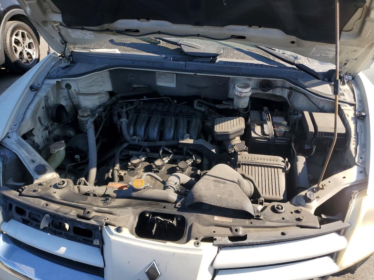 2004 Mitsubishi Endeavor Xls White vin: 4A4MM31S04E002422