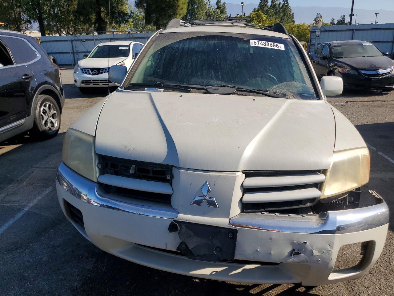 2004 Mitsubishi Endeavor Xls White vin: 4A4MM31S04E002422