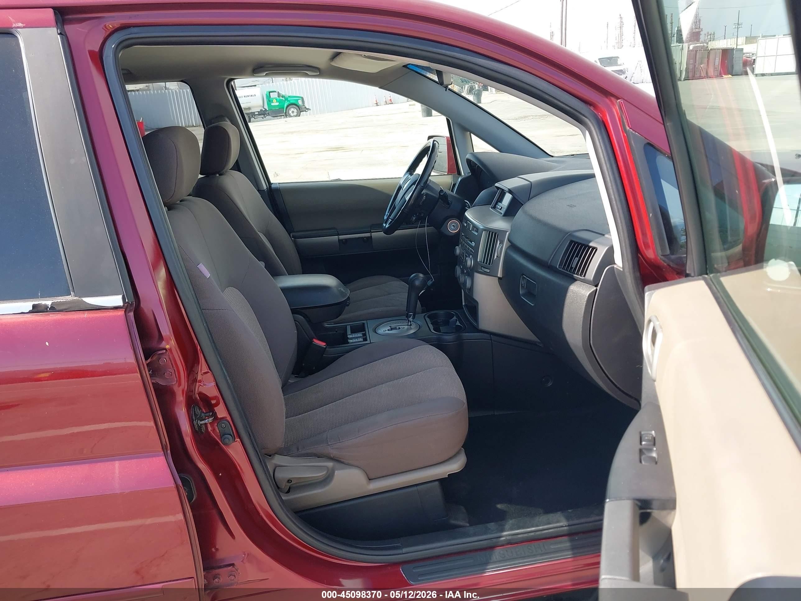 2005 Mitsubishi Endeavor Xls Burgundy vin: 4A4MM31S05E002017
