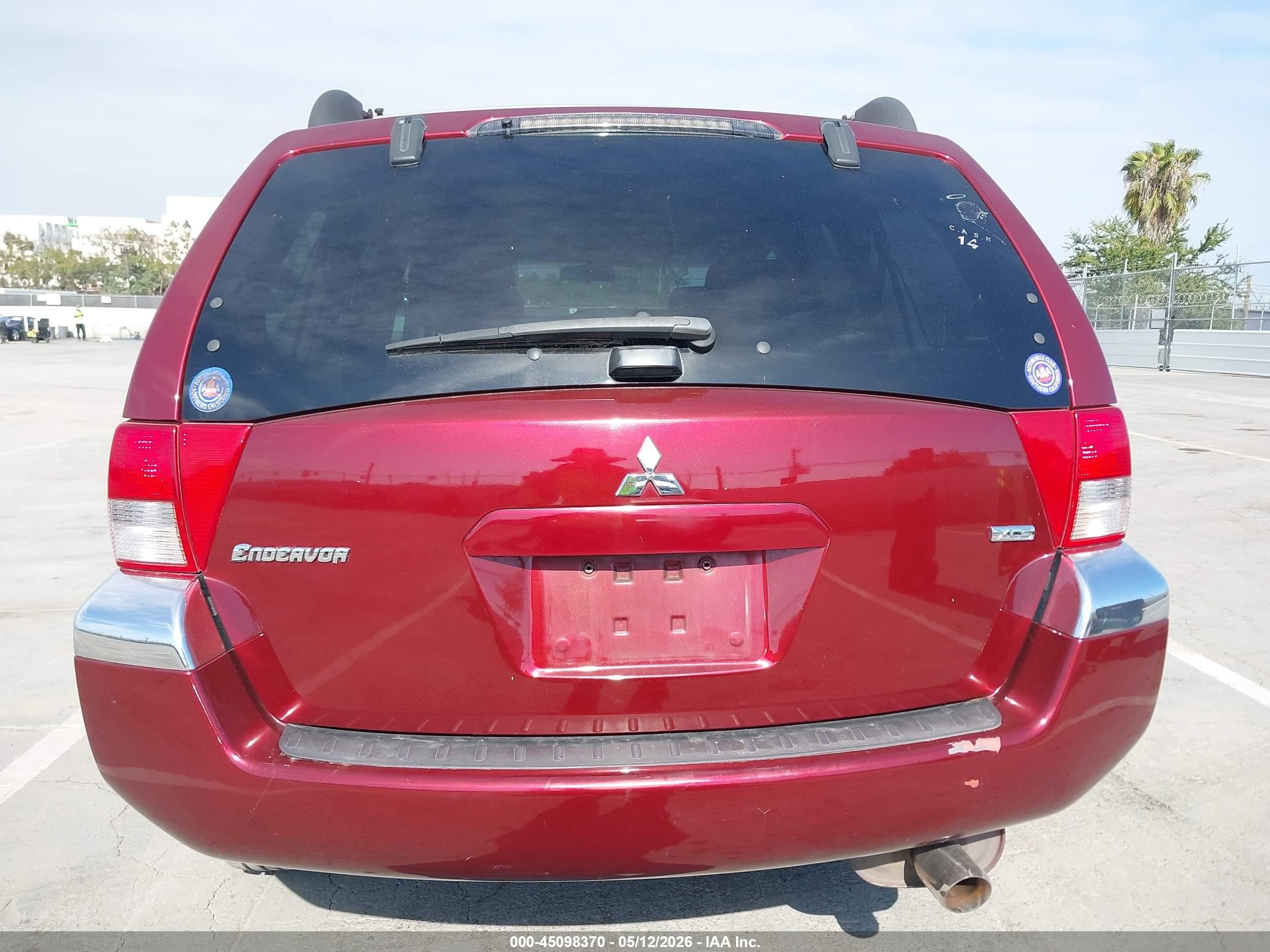 2005 Mitsubishi Endeavor Xls Burgundy vin: 4A4MM31S05E002017