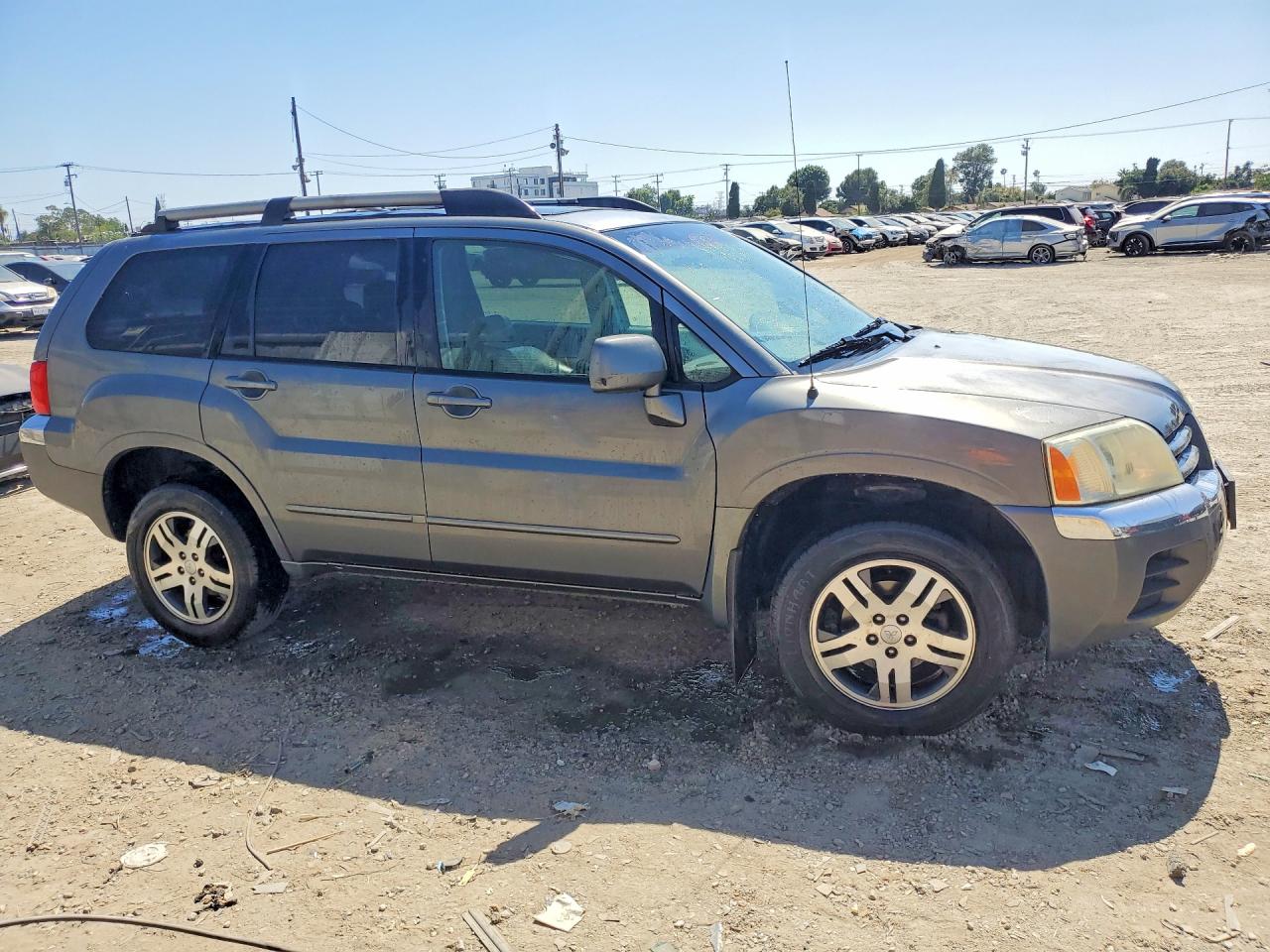 2005 Mitsubishi Endeavor Xls Gray vin: 4A4MM31S05E010778