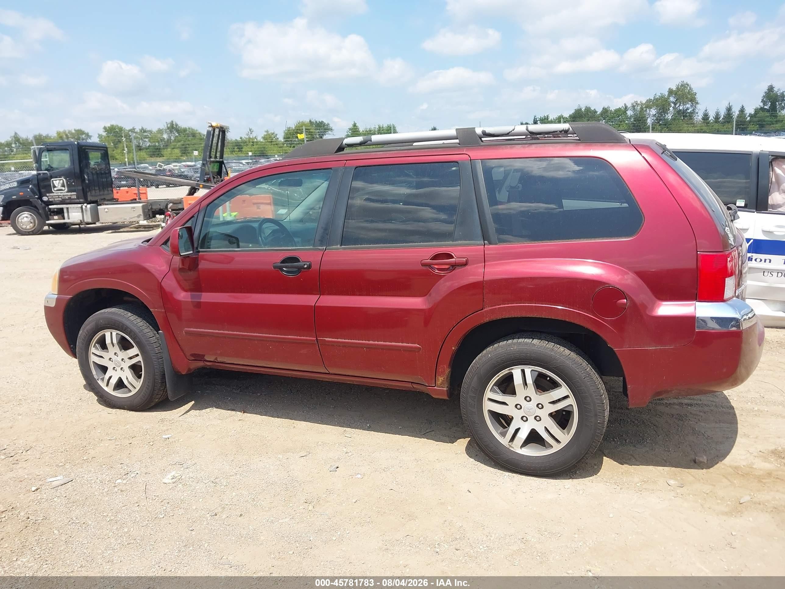 2004 Mitsubishi Endeavor Xls Red vin: 4A4MM31S24E012935