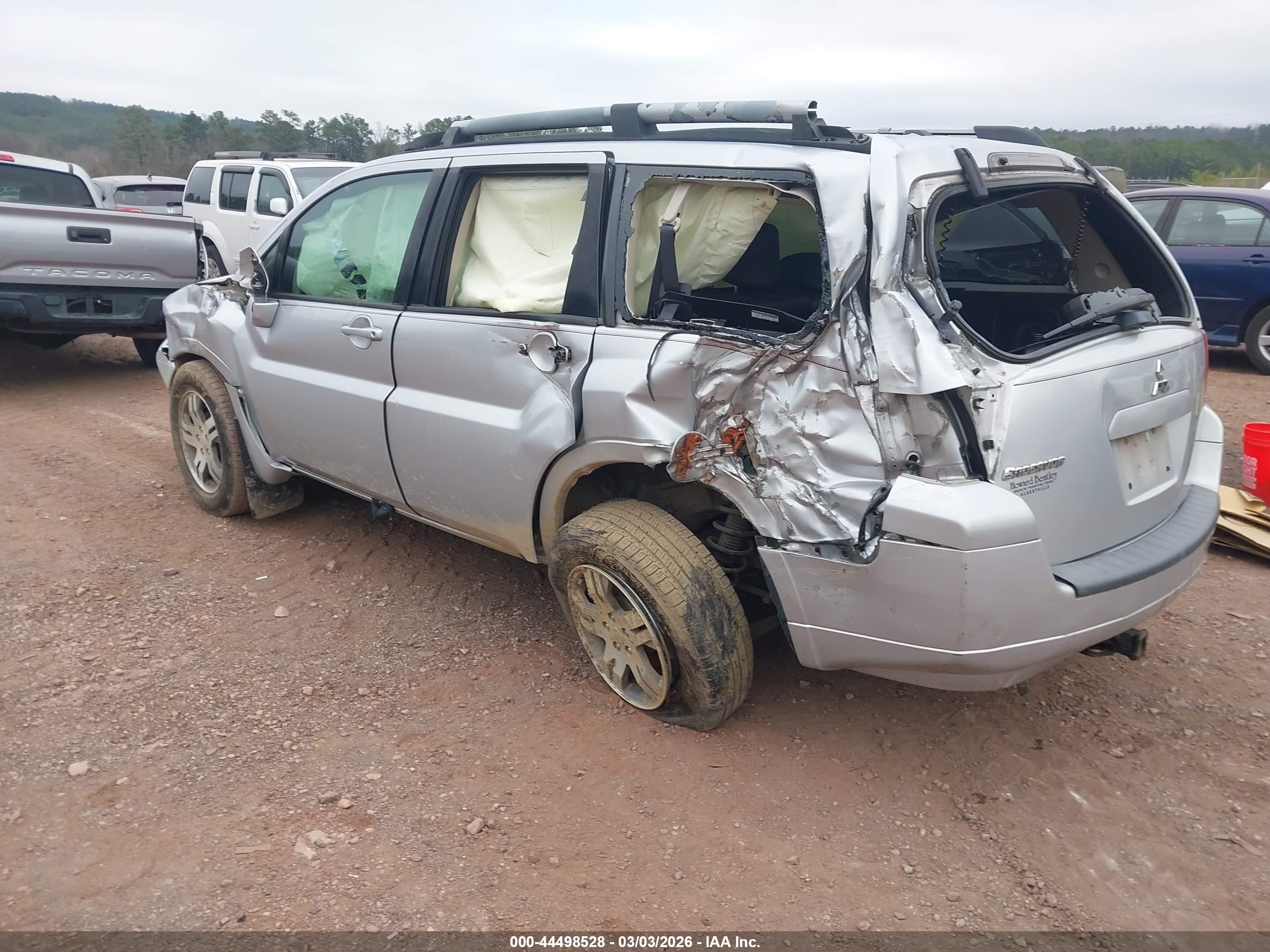 2007 Mitsubishi Endeavor Se Серебряный vin: 4A4MM31S37E073957