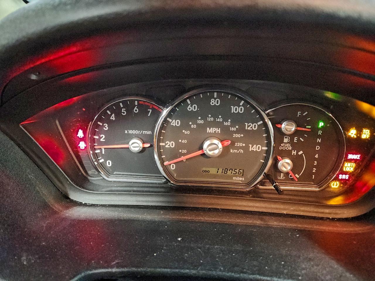2007 Mitsubishi Endeavor Se Черный vin: 4A4MM31S37E076776