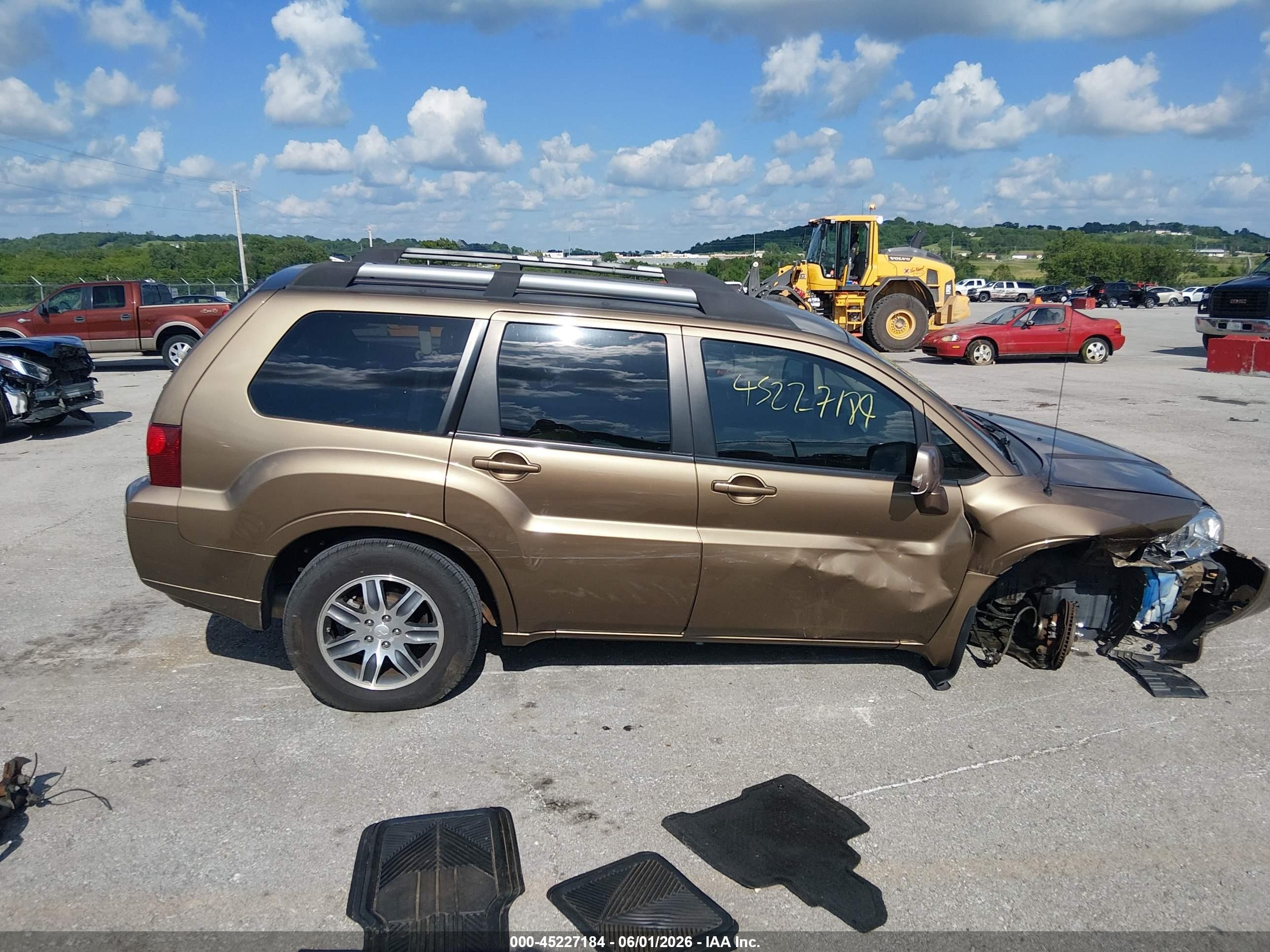 2008 Mitsubishi Endeavor Se Beige vin: 4A4MM31S58E042243