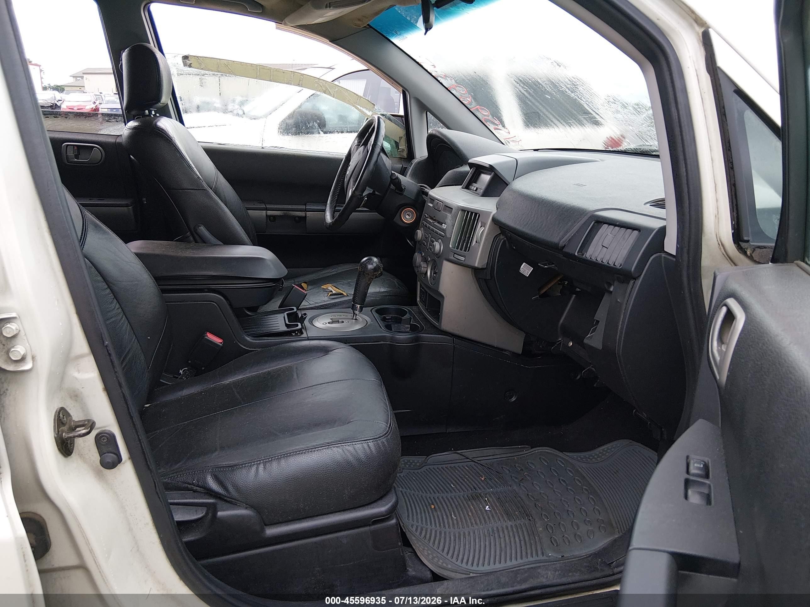 2004 Mitsubishi Endeavor Xls White vin: 4A4MM31S94E019090