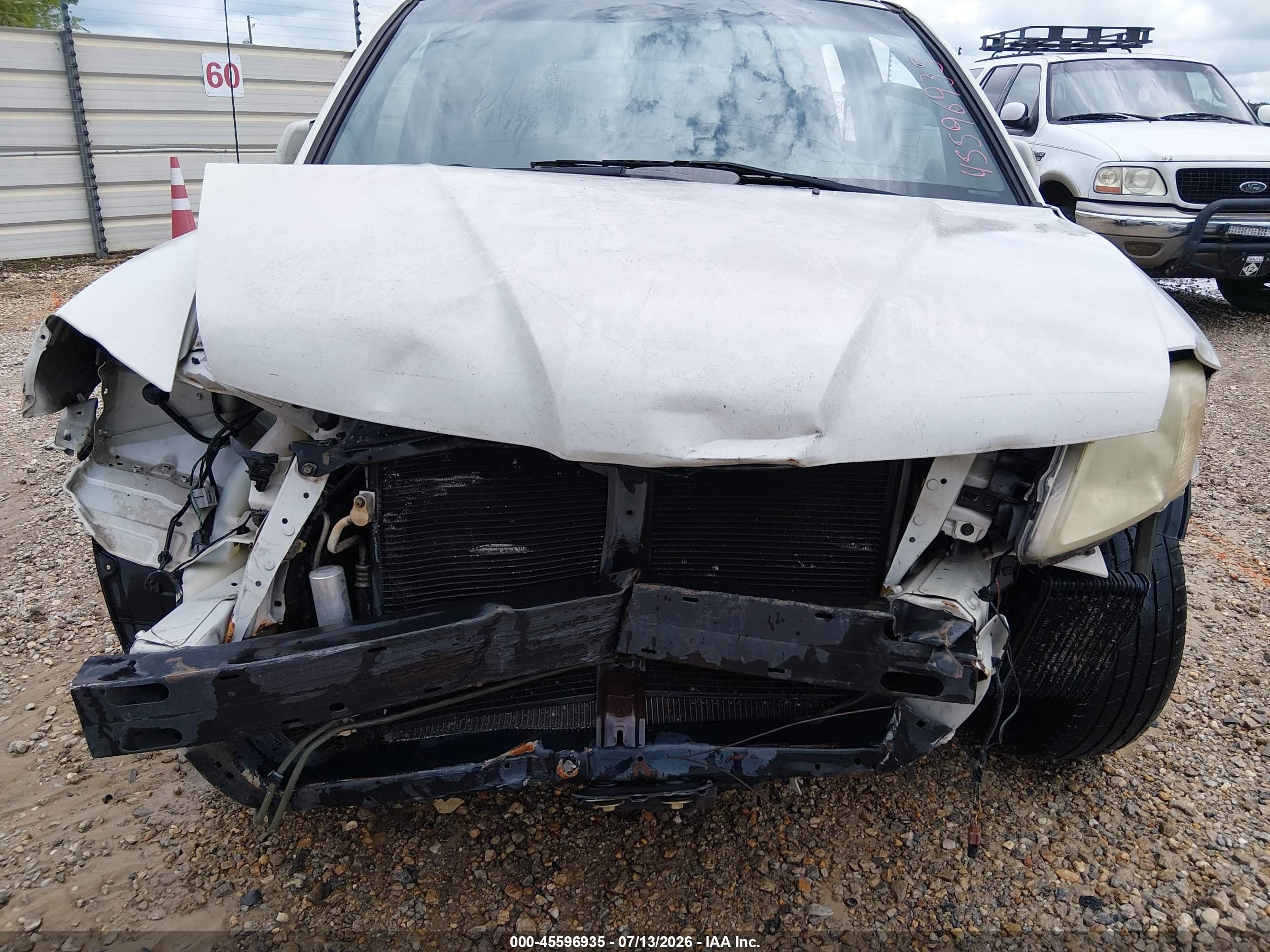 2004 Mitsubishi Endeavor Xls White vin: 4A4MM31S94E019090