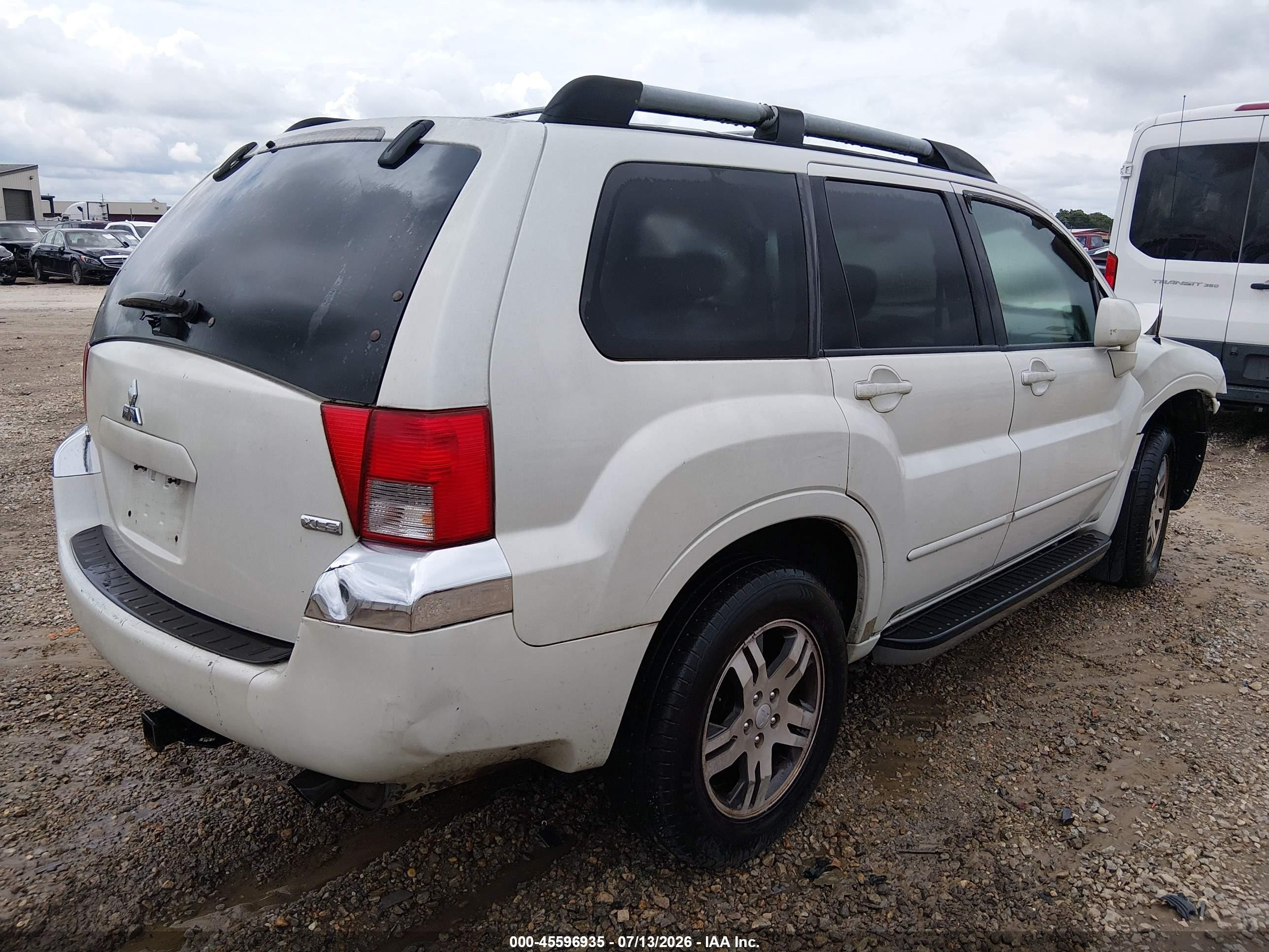 2004 Mitsubishi Endeavor Xls White vin: 4A4MM31S94E019090