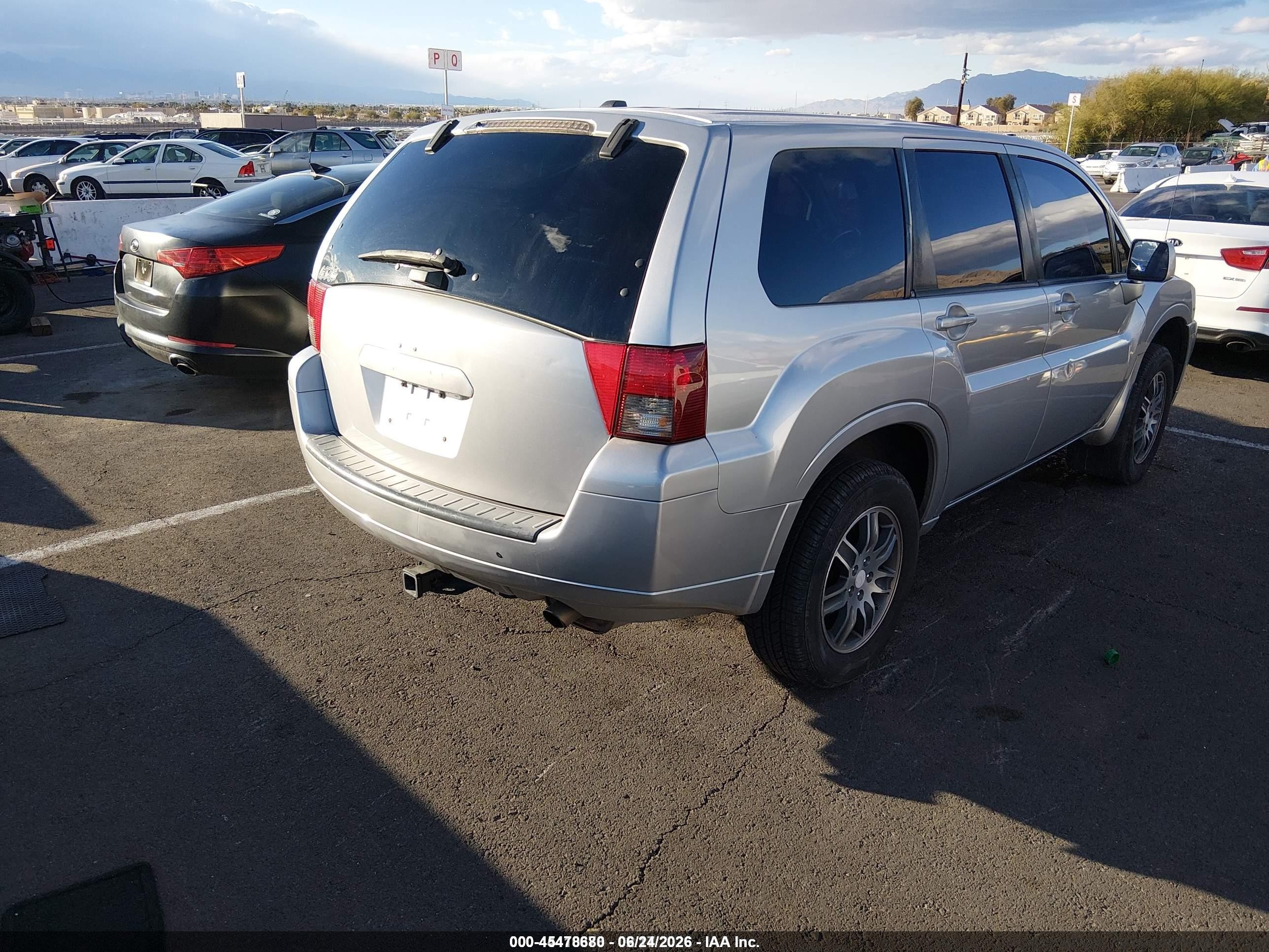 2008 Mitsubishi Endeavor Se Silver vin: 4A4MM31S98E040222