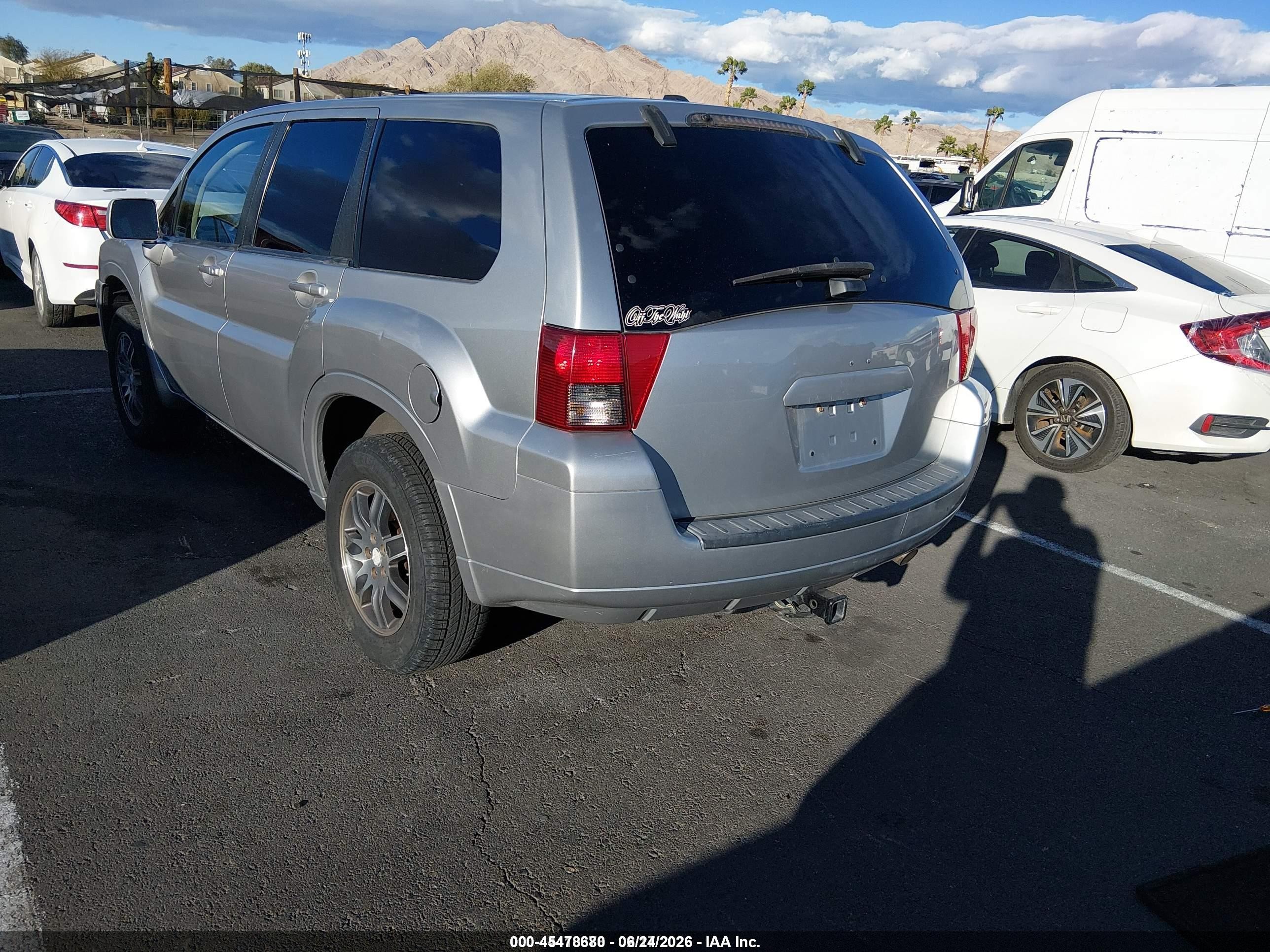2008 Mitsubishi Endeavor Se Silver vin: 4A4MM31S98E040222
