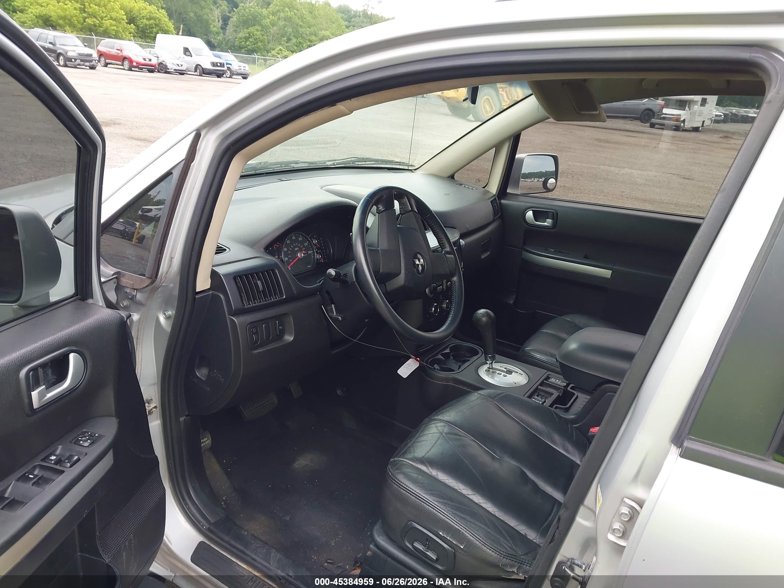 2008 Mitsubishi Endeavor Se Silver vin: 4A4MM31SX8E011330