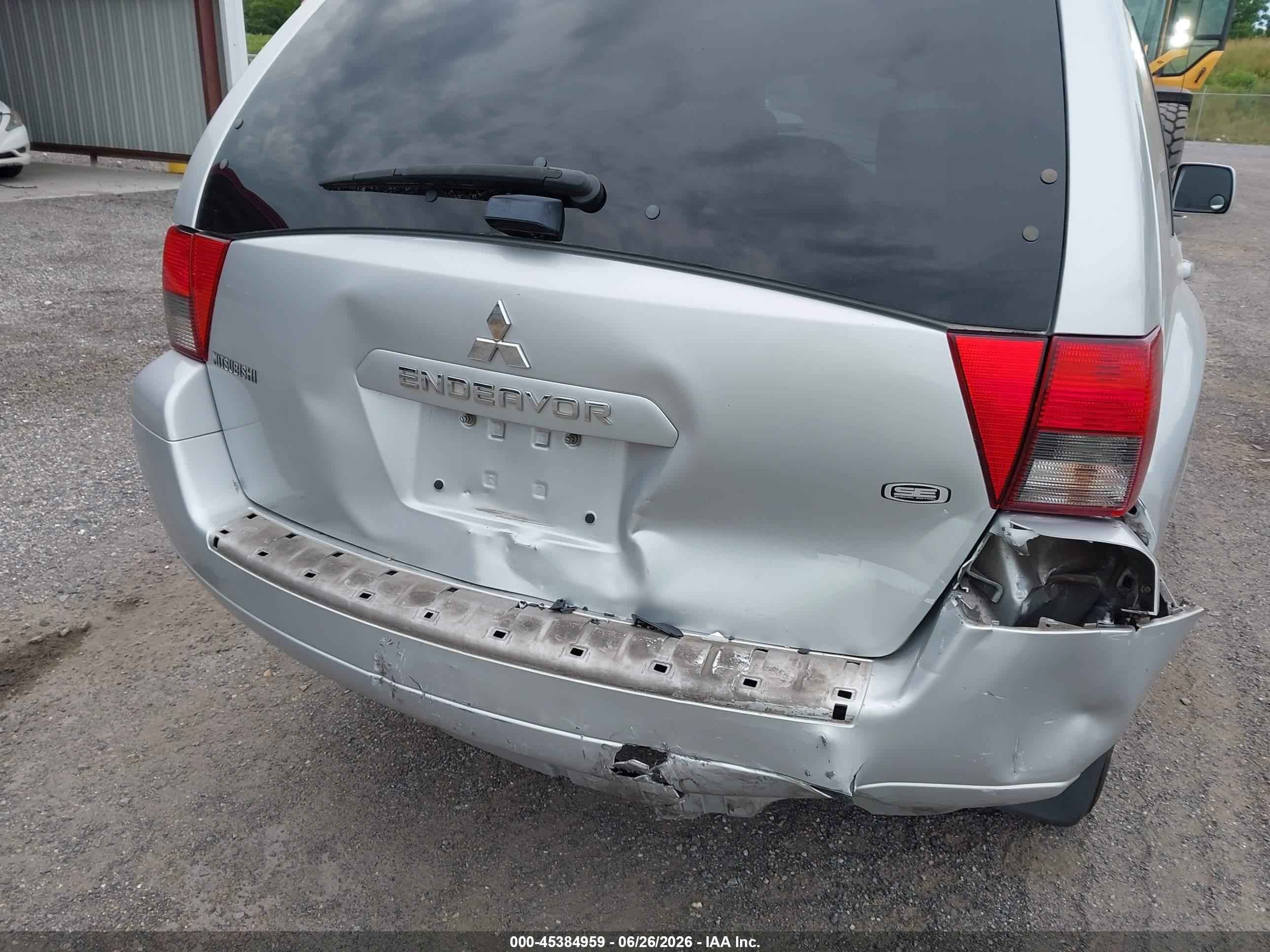 2008 Mitsubishi Endeavor Se Silver vin: 4A4MM31SX8E011330