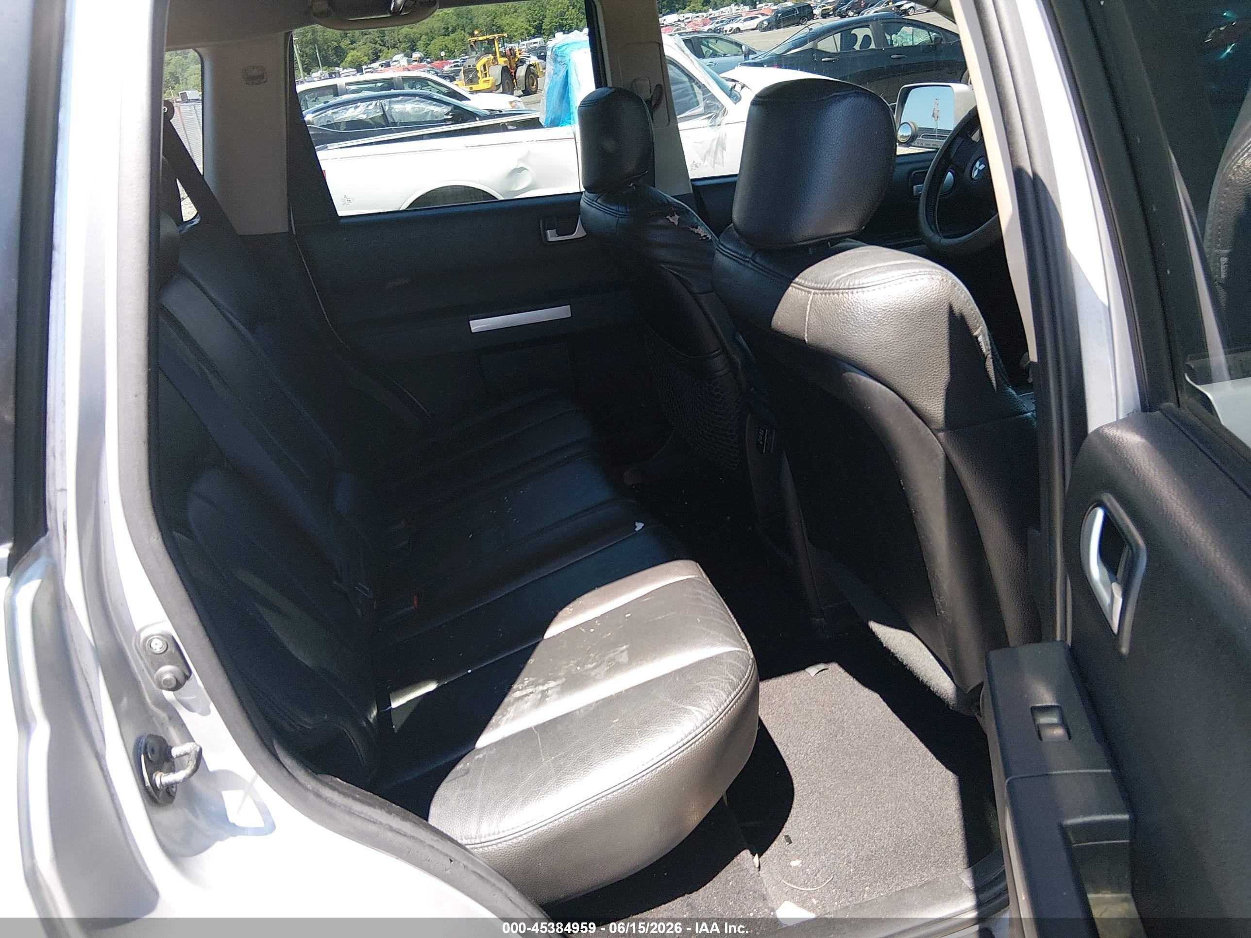2008 Mitsubishi Endeavor Se Silver vin: 4A4MM31SX8E011330